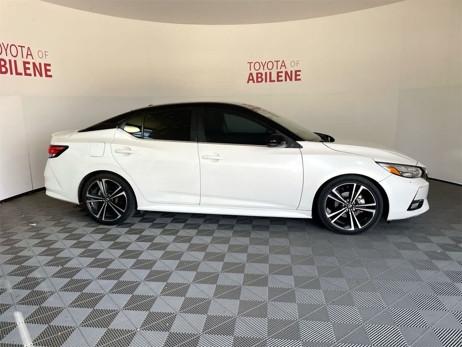 Thumbnail: 2020 Nissan Sentra - 8