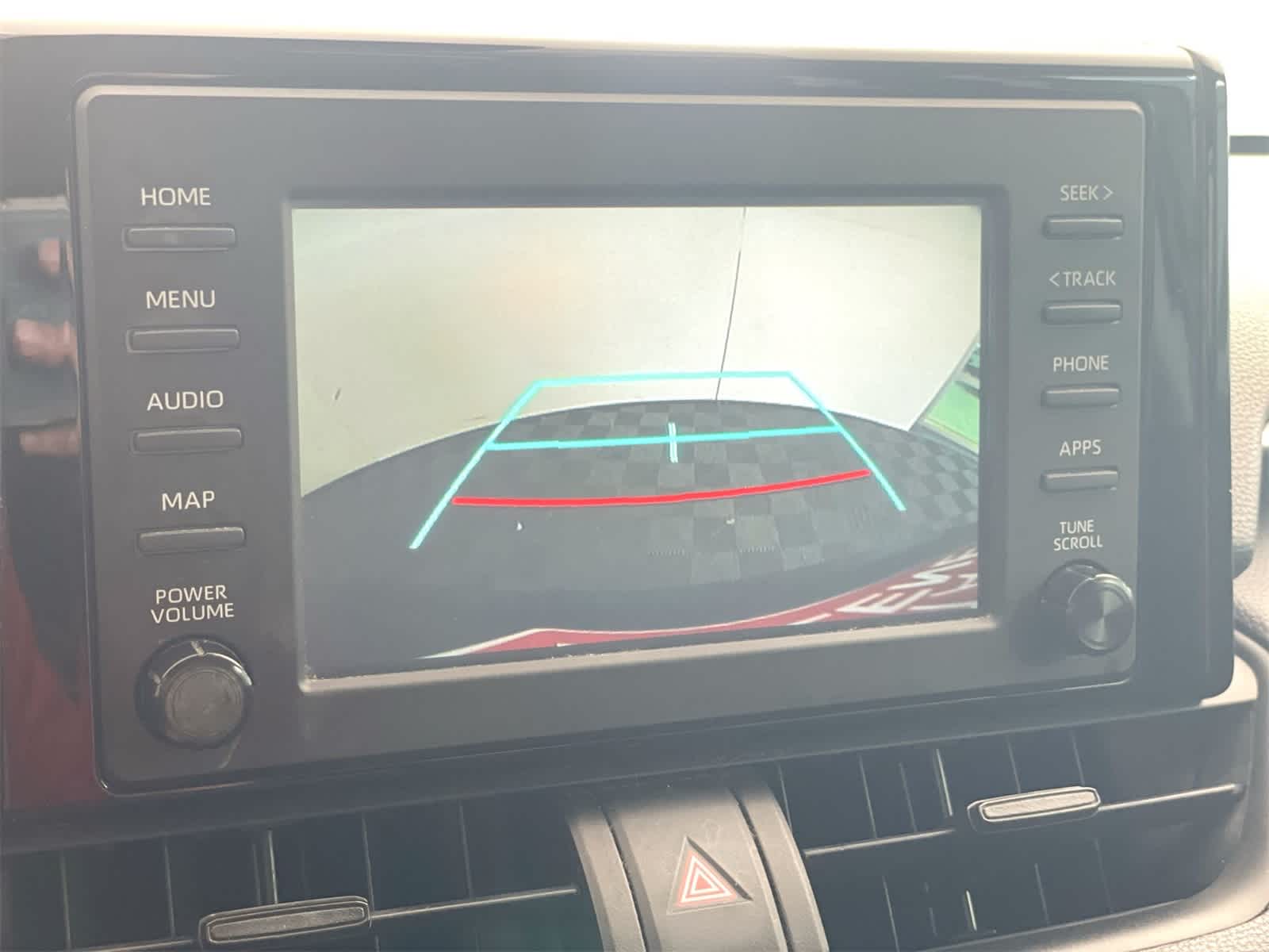 Thumbnail: 2019 Toyota RAV4 - 20