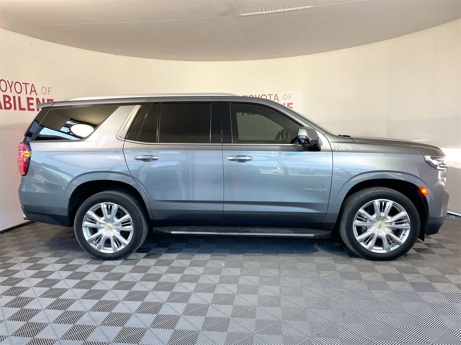 Thumbnail: 2021 Chevrolet Tahoe - 7