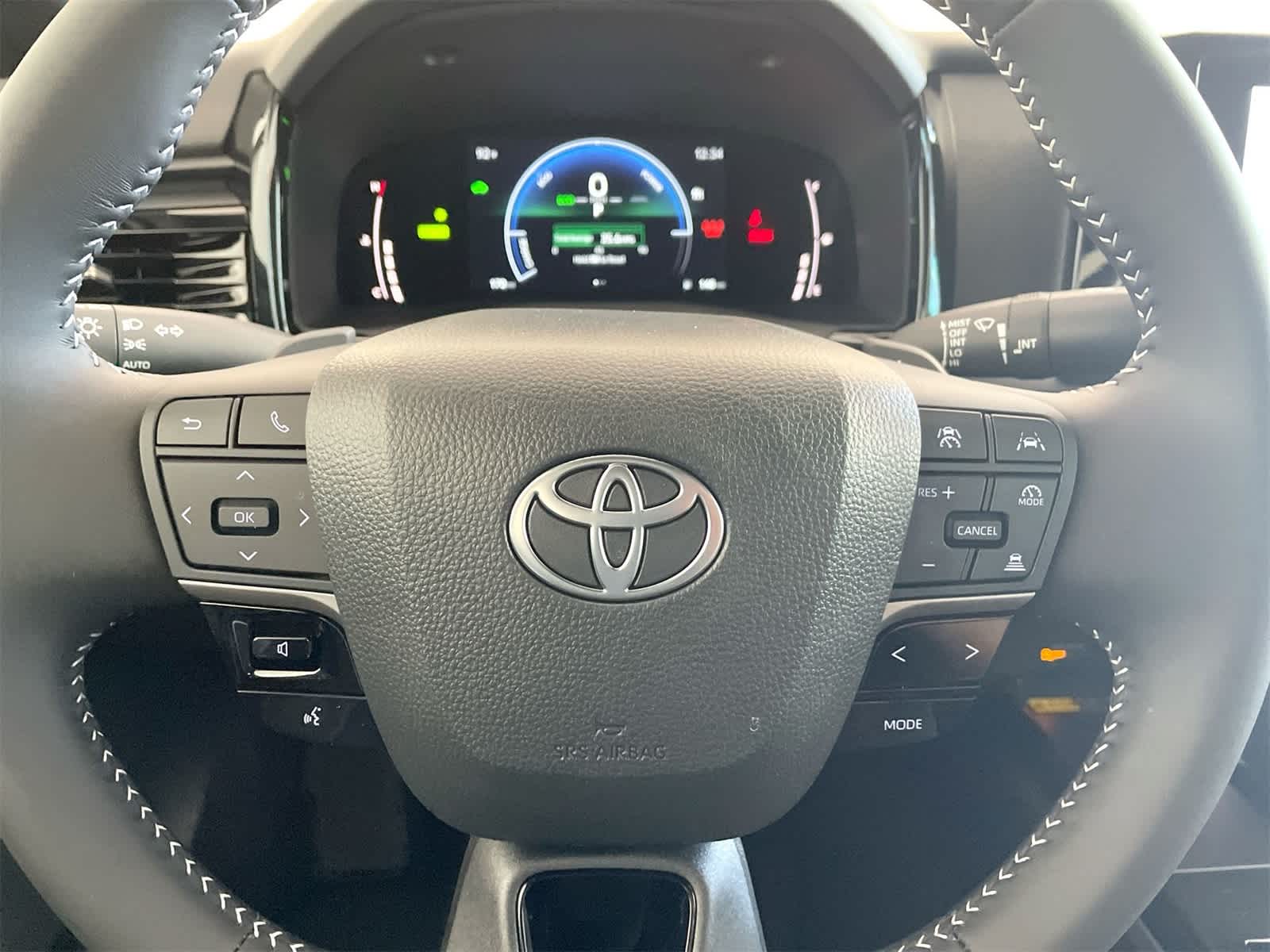 Thumbnail: 2025 Toyota Camry - 18