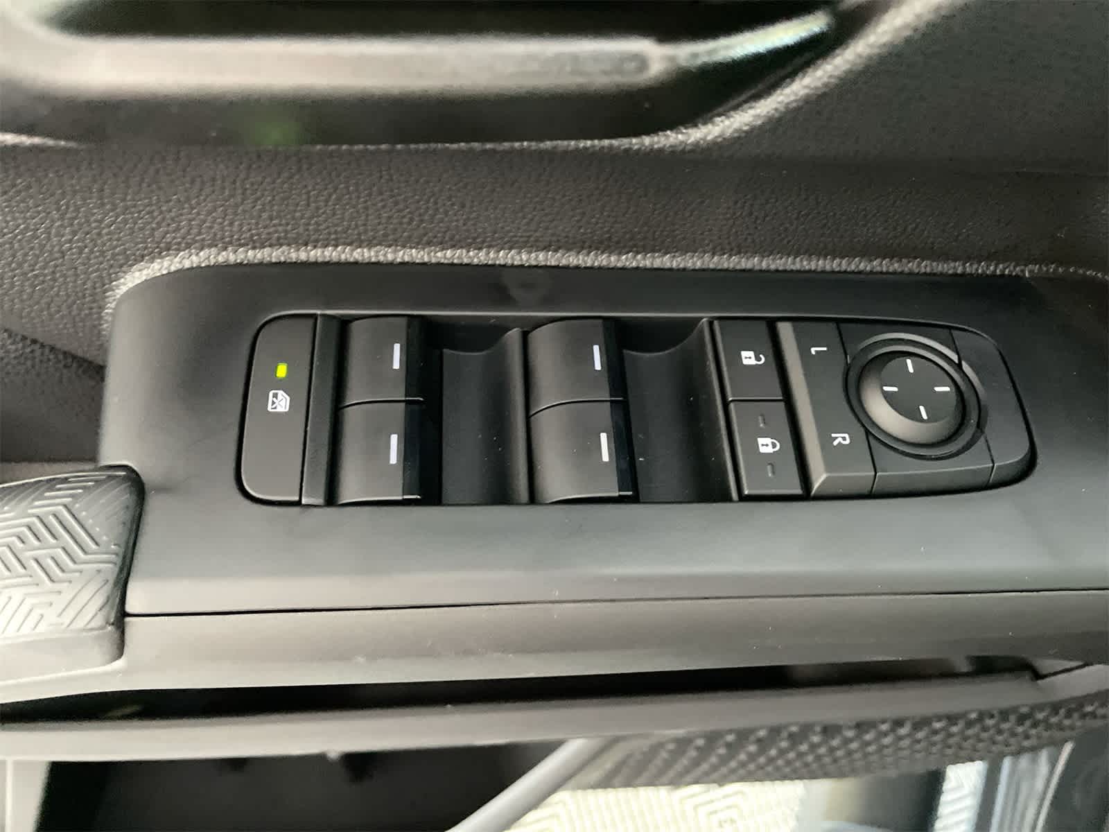 Thumbnail: 2025 Toyota Tacoma - 11