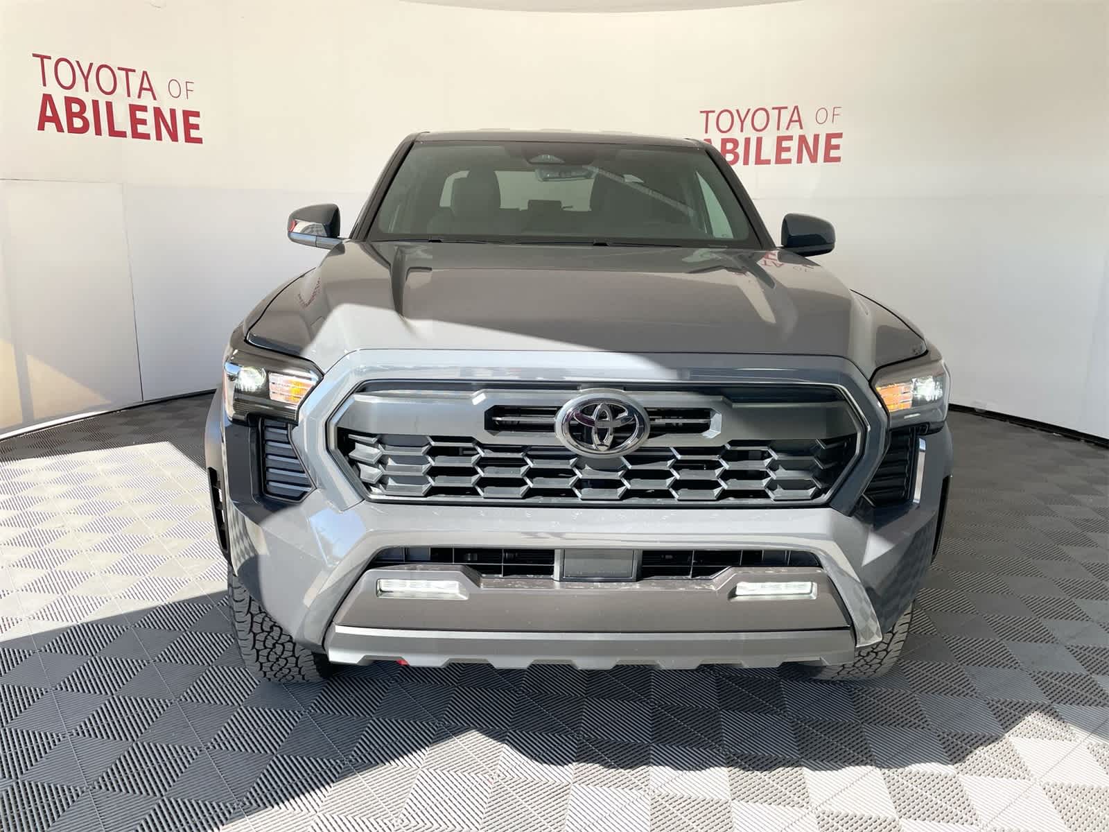 Thumbnail: 2025 Toyota Tacoma - 8