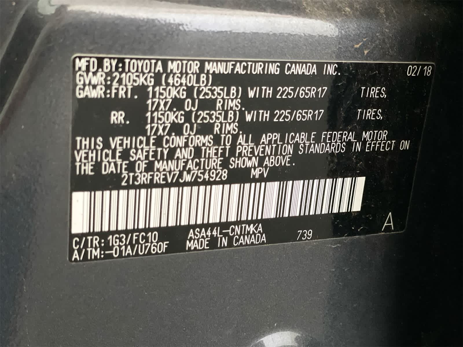 Thumbnail: 2018 Toyota RAV4 - 28