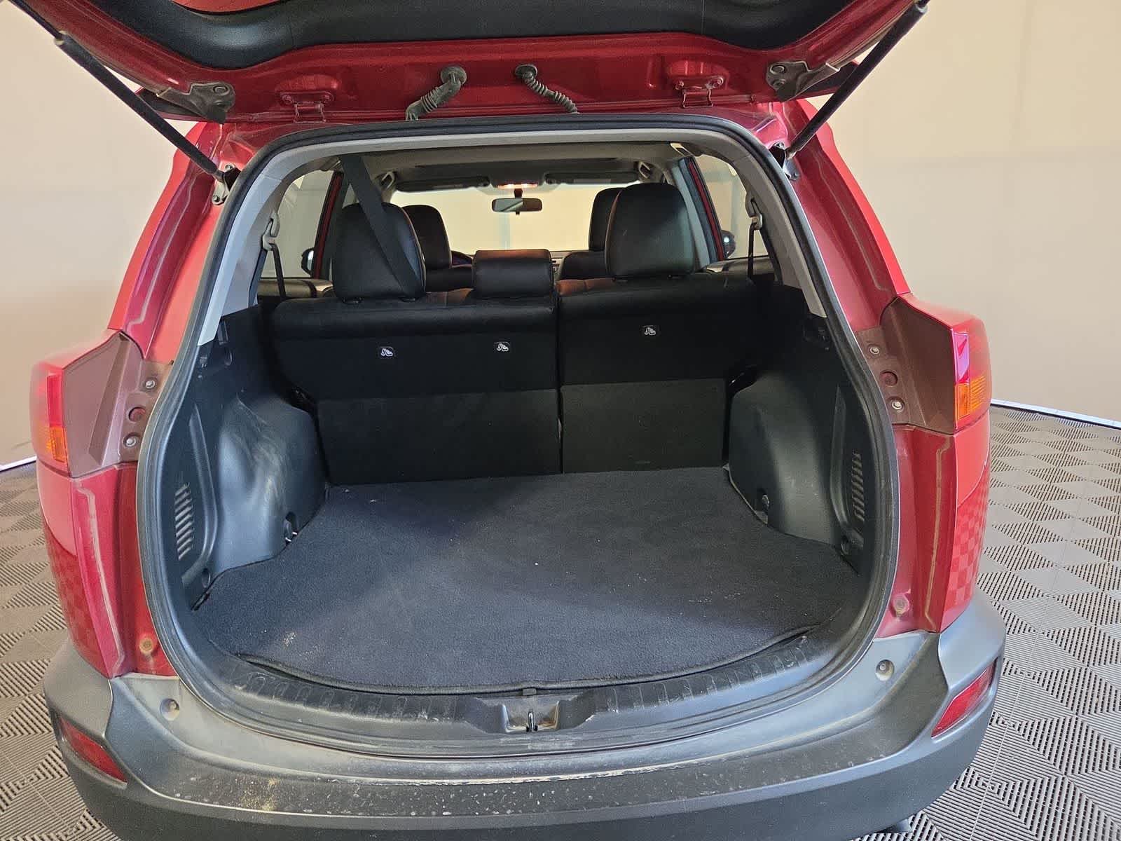 Thumbnail: 2015 Toyota RAV4 - 5