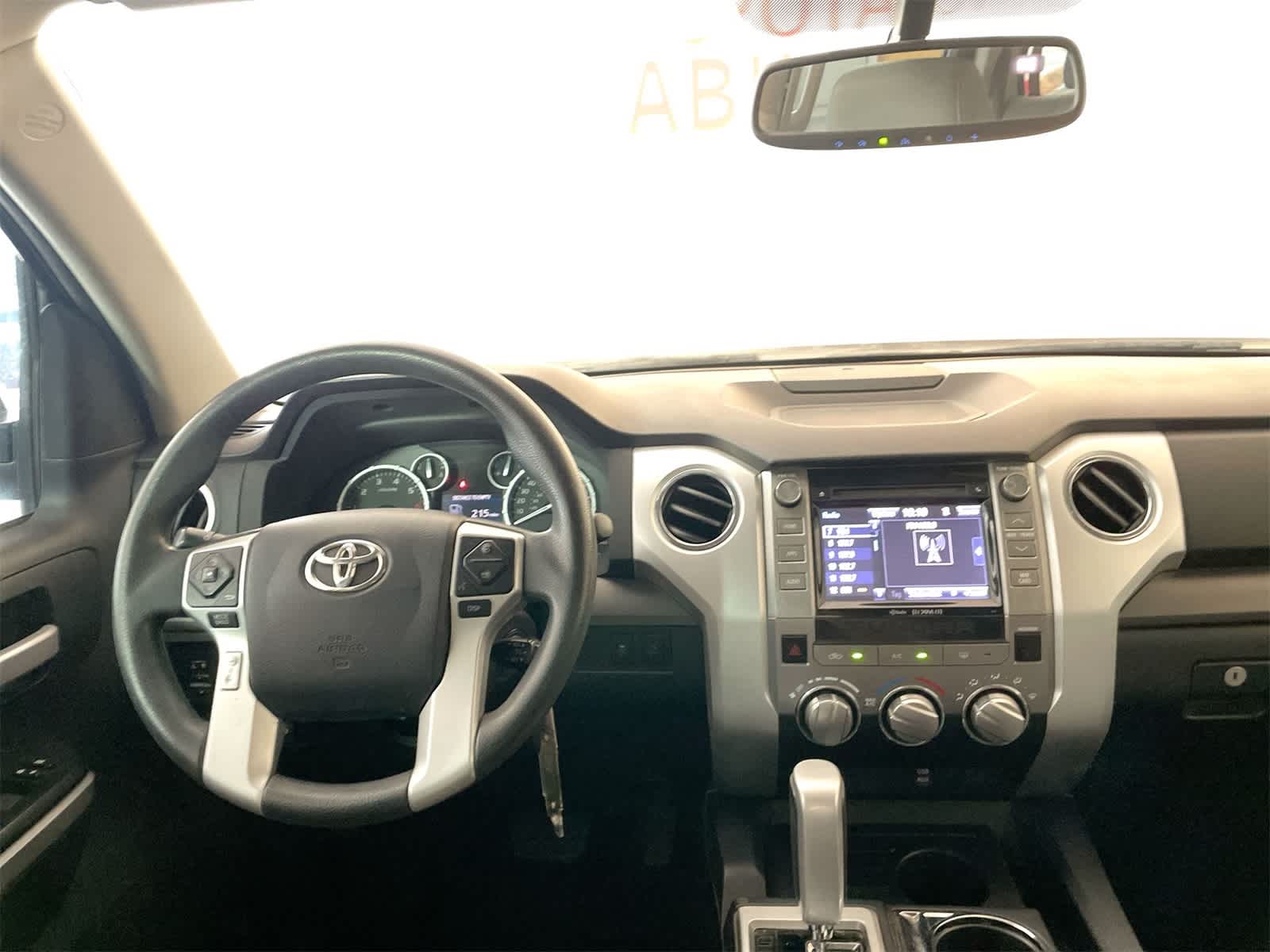 Thumbnail: 2015 Toyota Tundra - 16