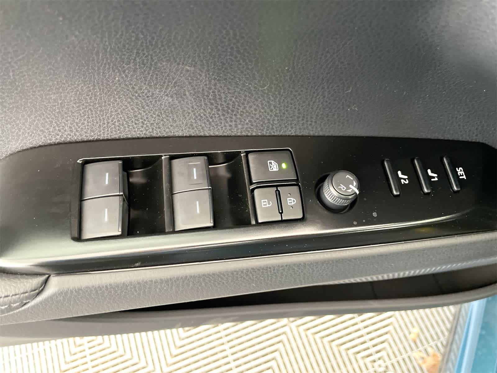 Thumbnail: 2026 Toyota Camry - 11