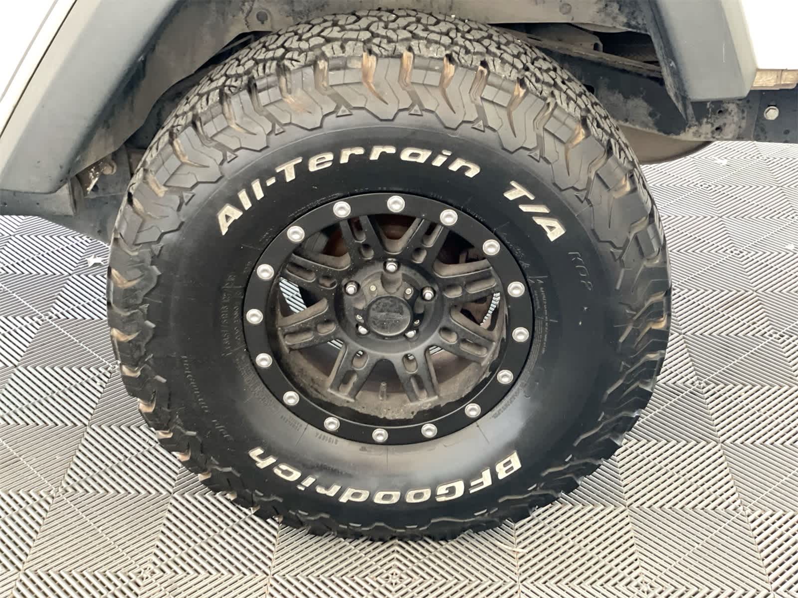 Thumbnail: 2016 Jeep Wrangler - 22