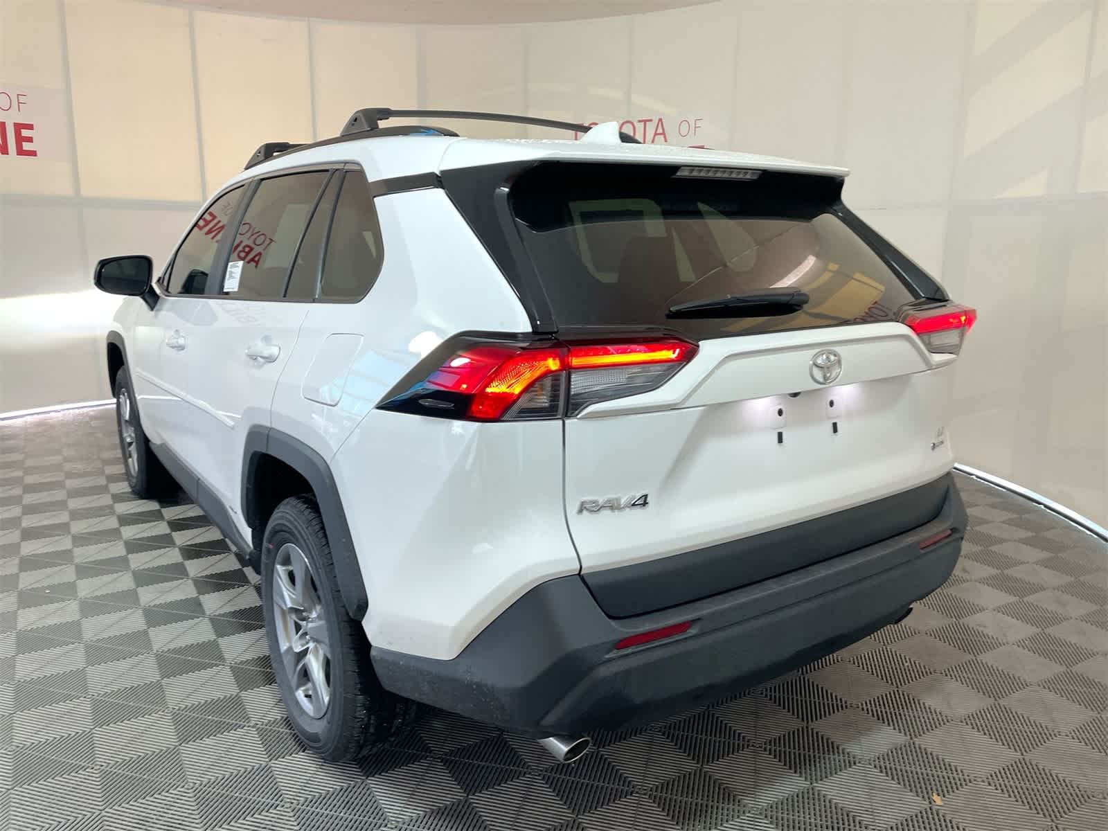 Thumbnail: 2025 Toyota RAV4 - 3