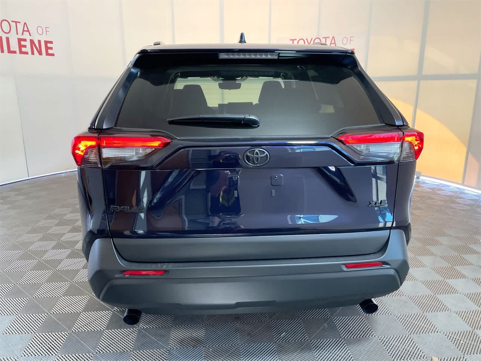 Thumbnail: 2025 Toyota RAV4 - 4