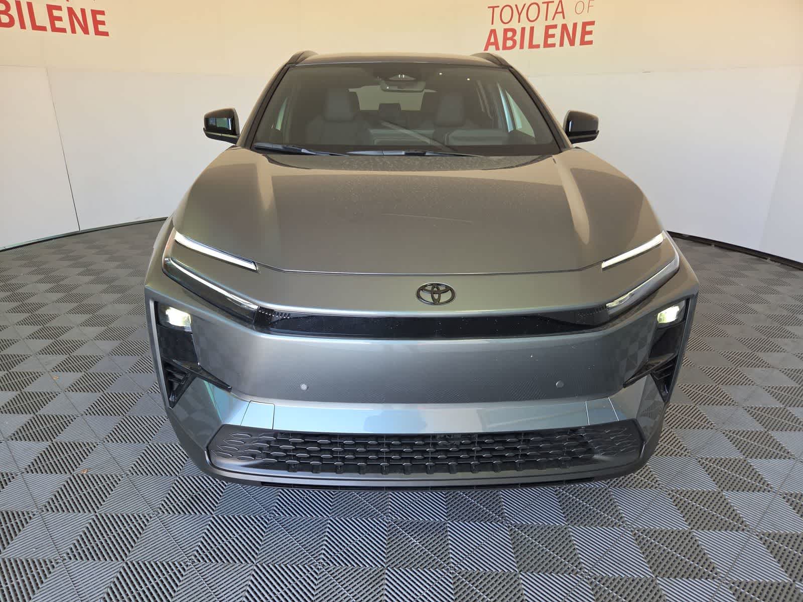 Thumbnail: 2026 Toyota C-HR - 9