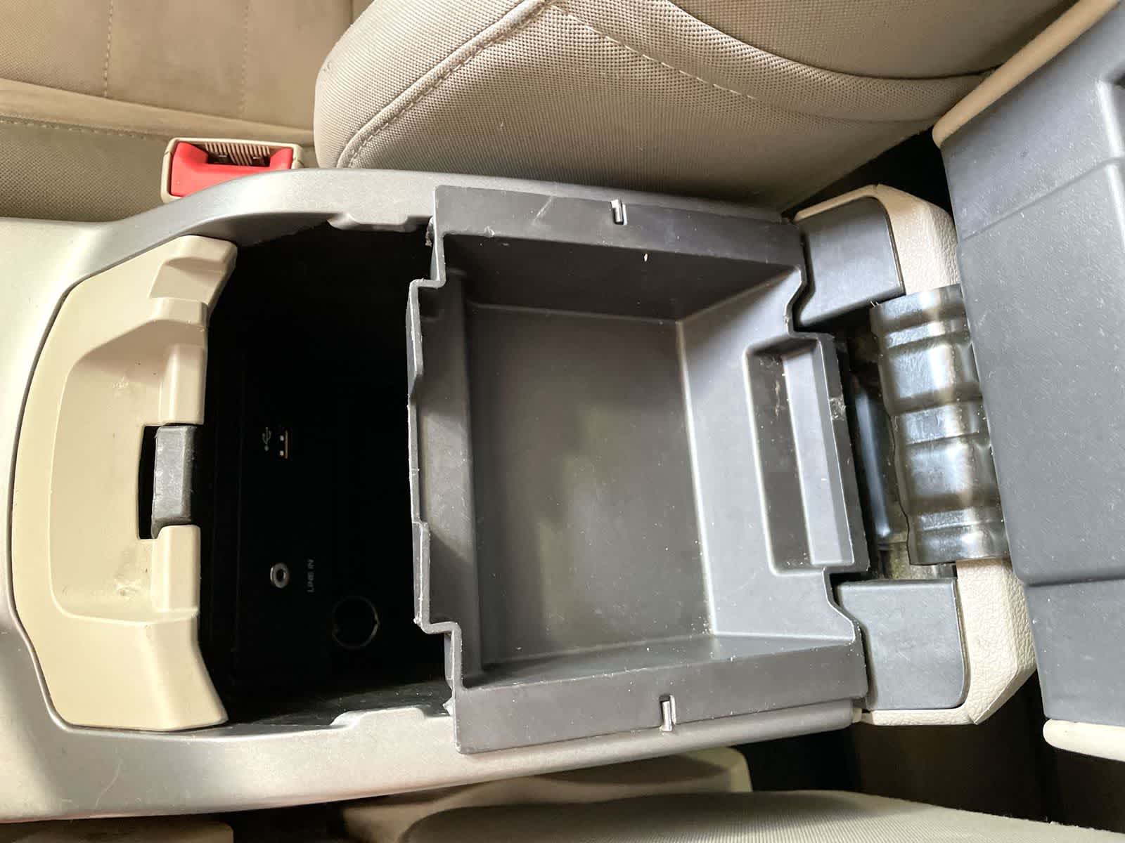 Thumbnail: 2014 Ford Escape - 23