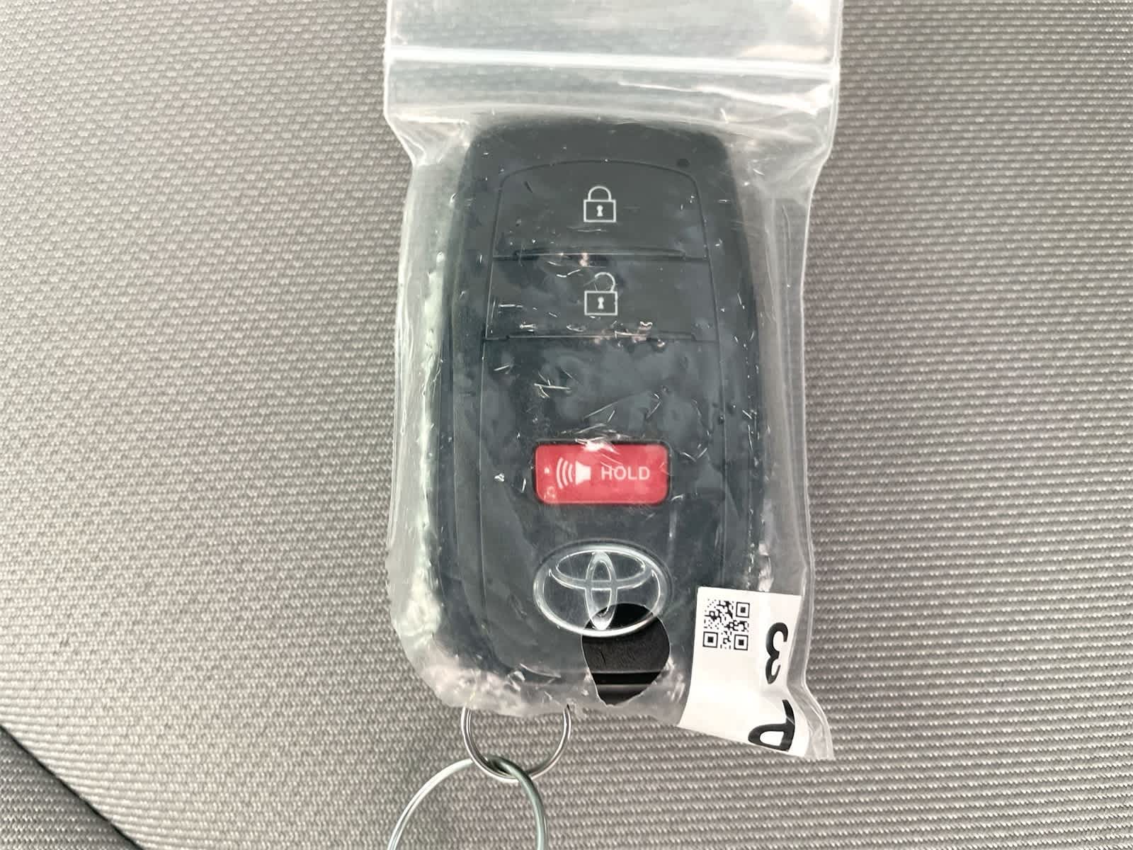 2025 Toyota Tacoma SR5 26