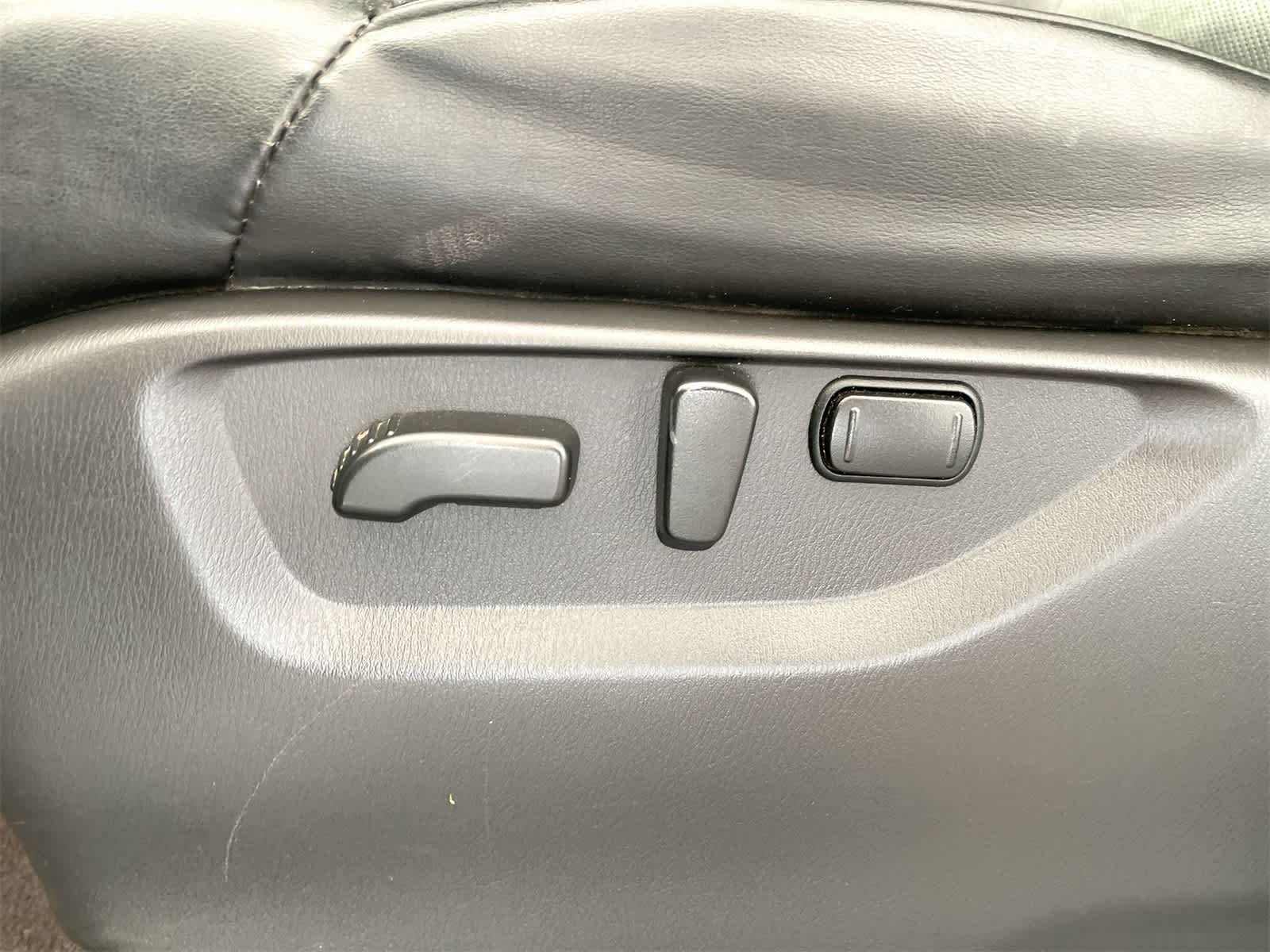 Thumbnail: 2021 Nissan Armada - 11