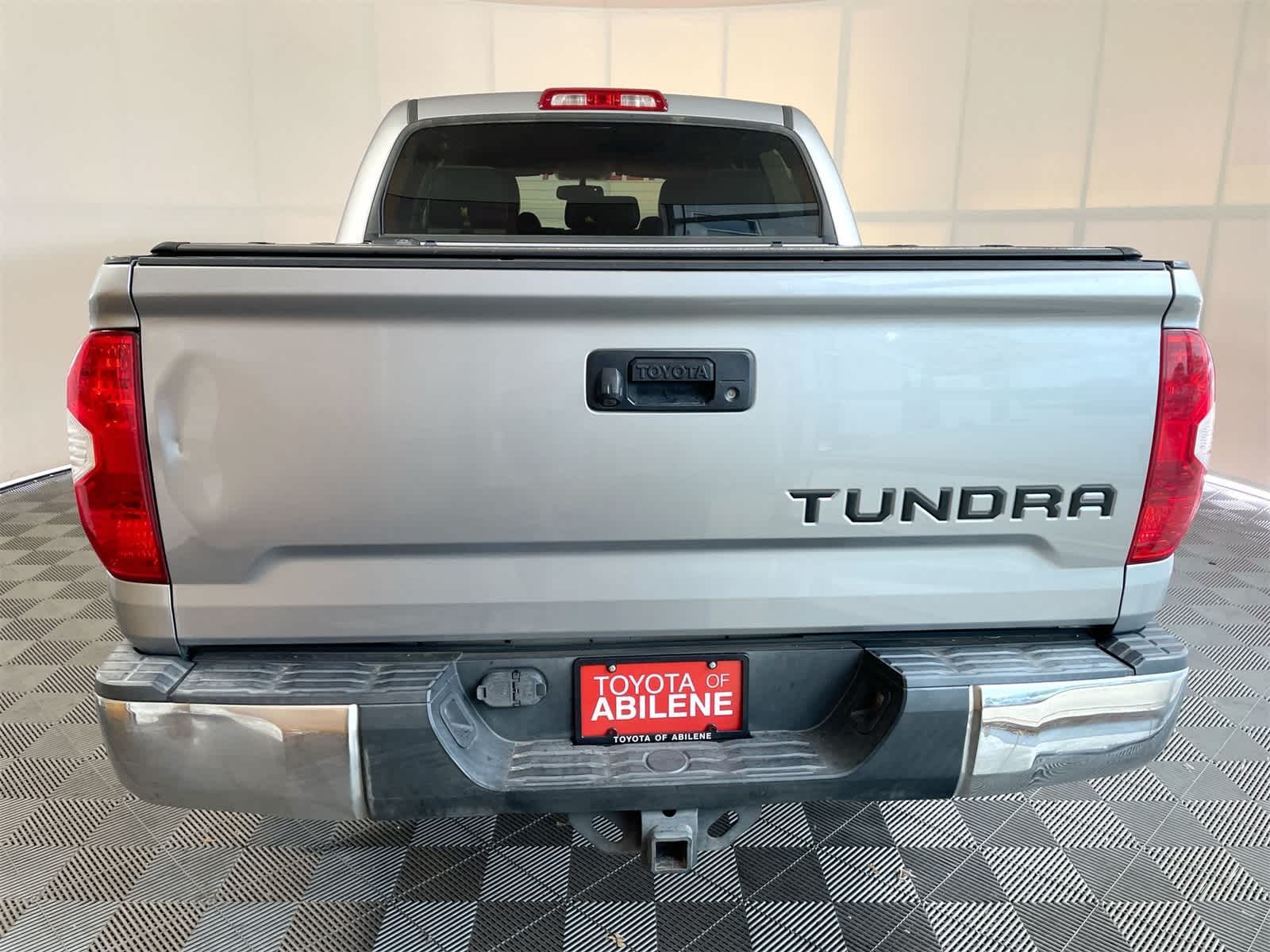 Thumbnail: 2016 Toyota Tundra - 4