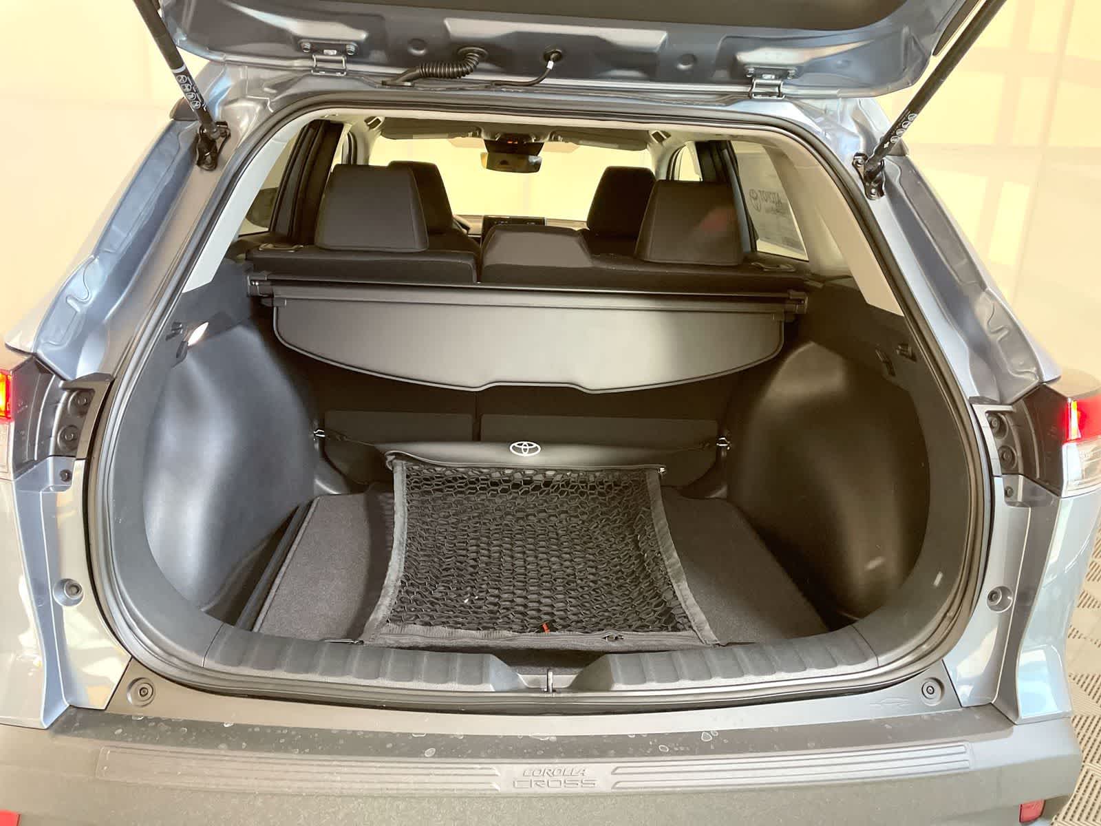 Thumbnail: 2026 Toyota Corolla Cross - 4