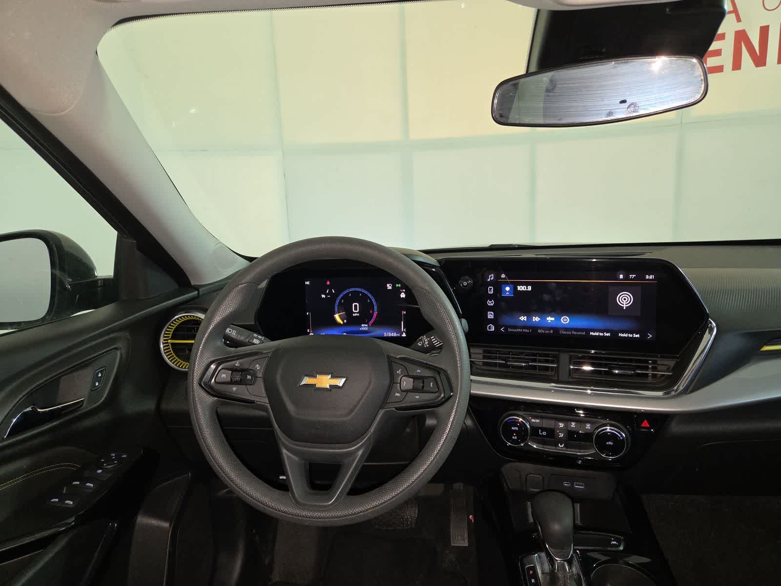 Thumbnail: 2025 Chevrolet Trax - 15