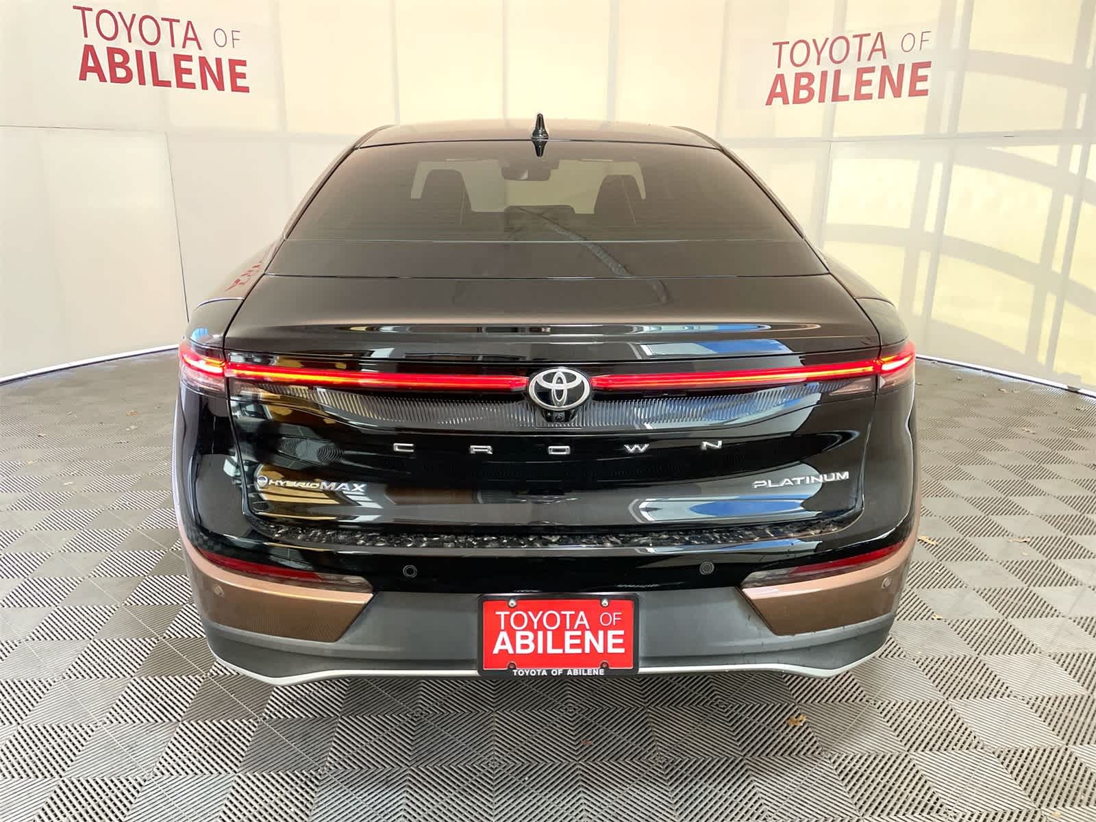 Thumbnail: 2024 Toyota Crown - 3