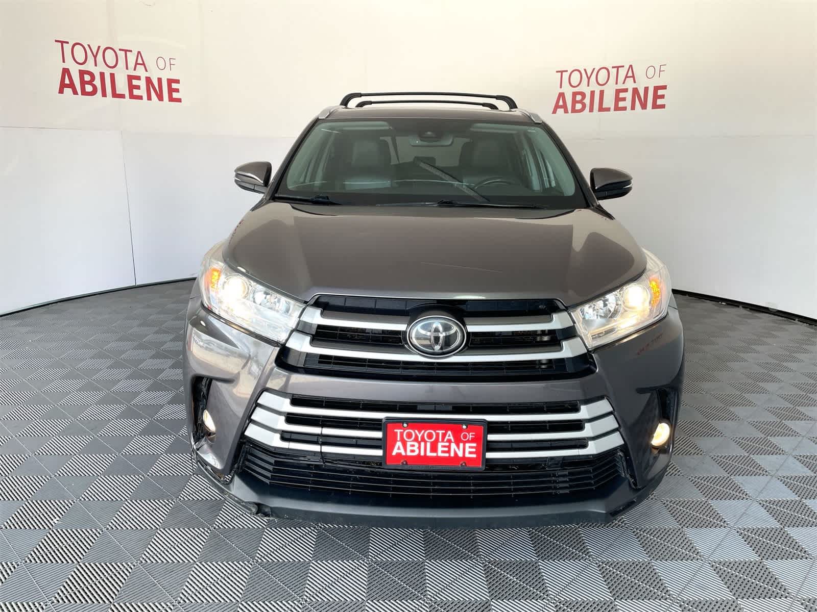 Thumbnail: 2019 Toyota Highlander - 9