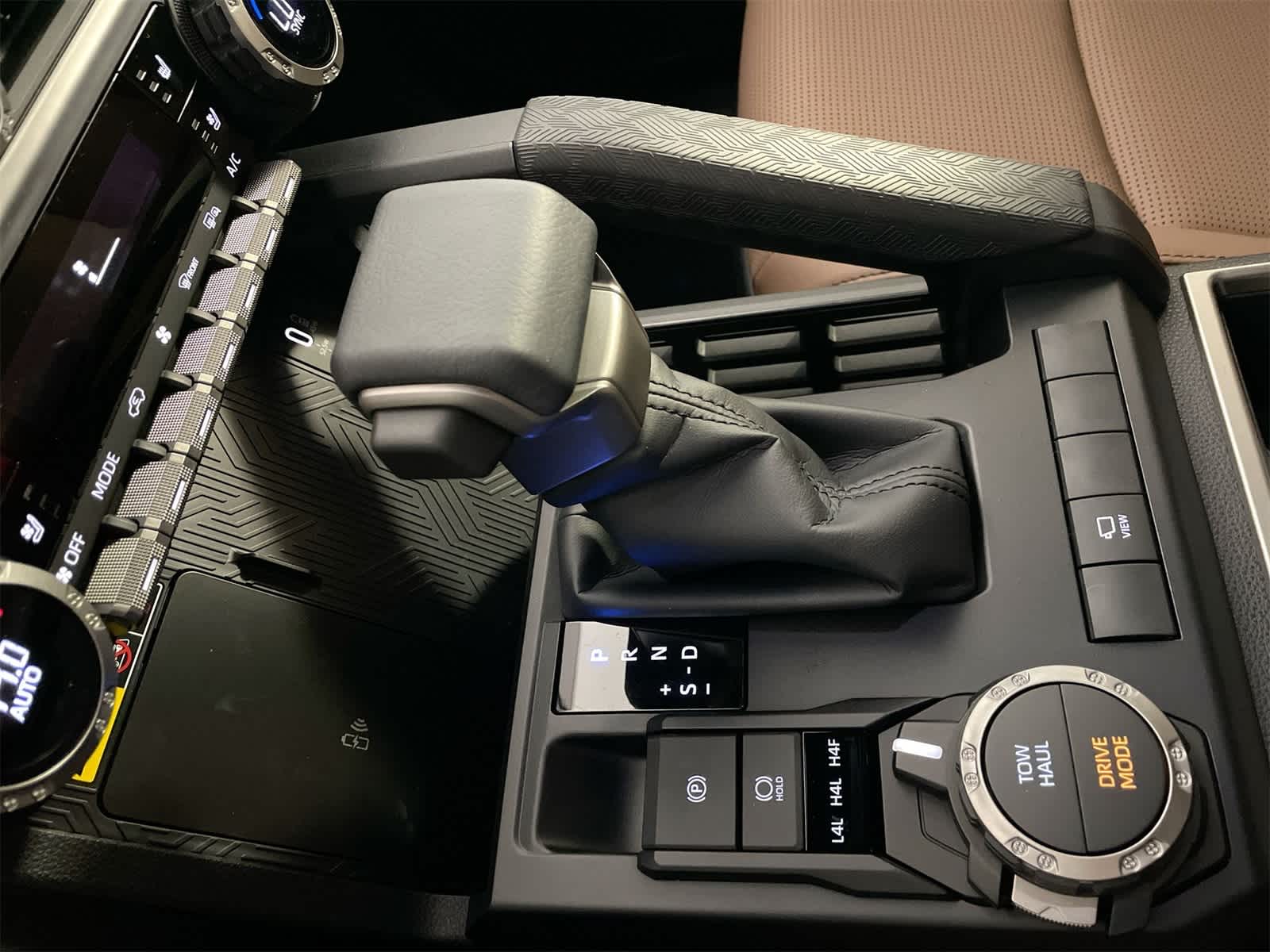 Thumbnail: 2026 Toyota 4Runner - 22