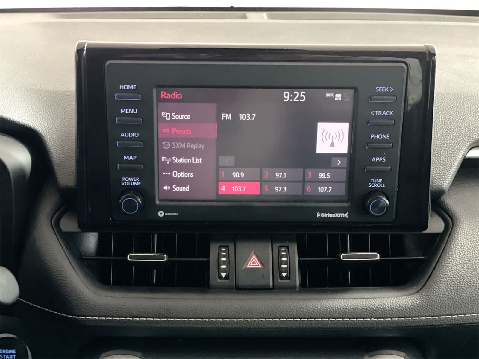 Thumbnail: 2022 Toyota RAV4 - 19