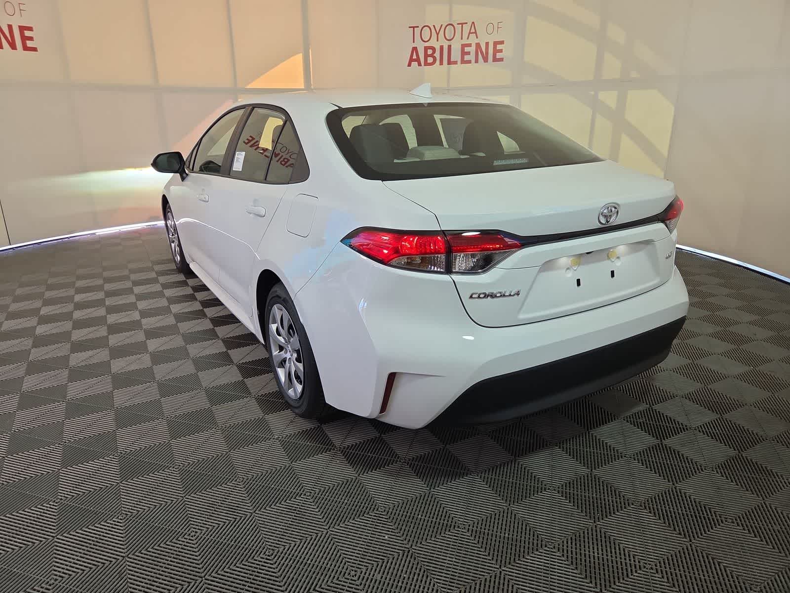 Thumbnail: 2026 Toyota Corolla - 3