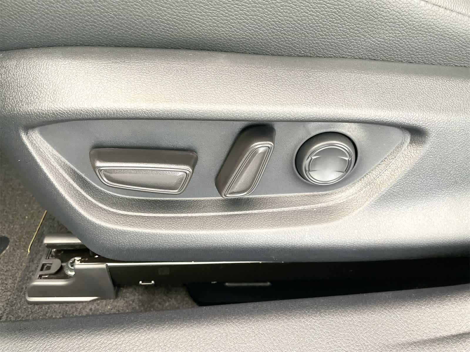 2025 Toyota Camry XSE 11