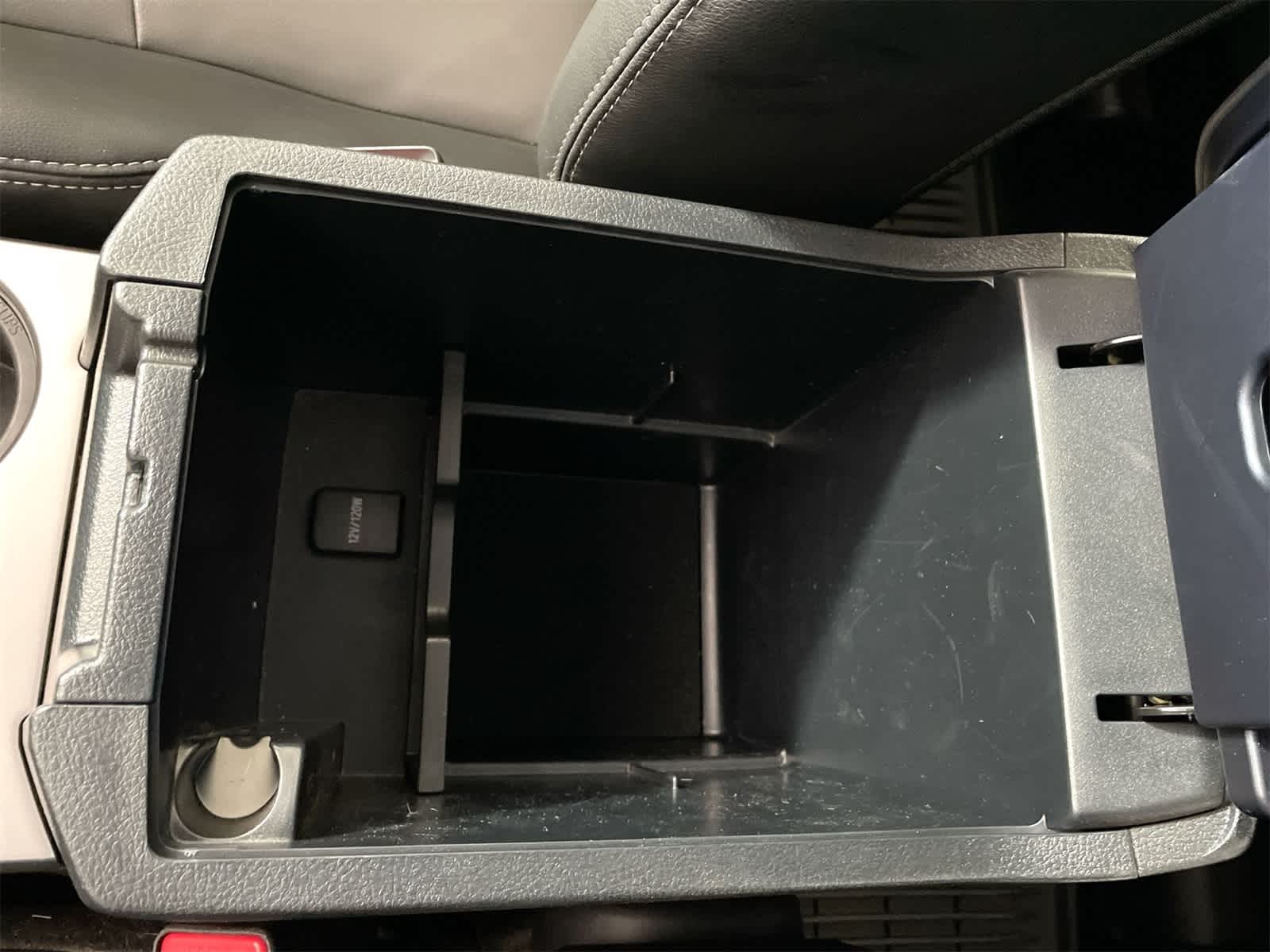 Thumbnail: 2023 Toyota 4Runner - 24