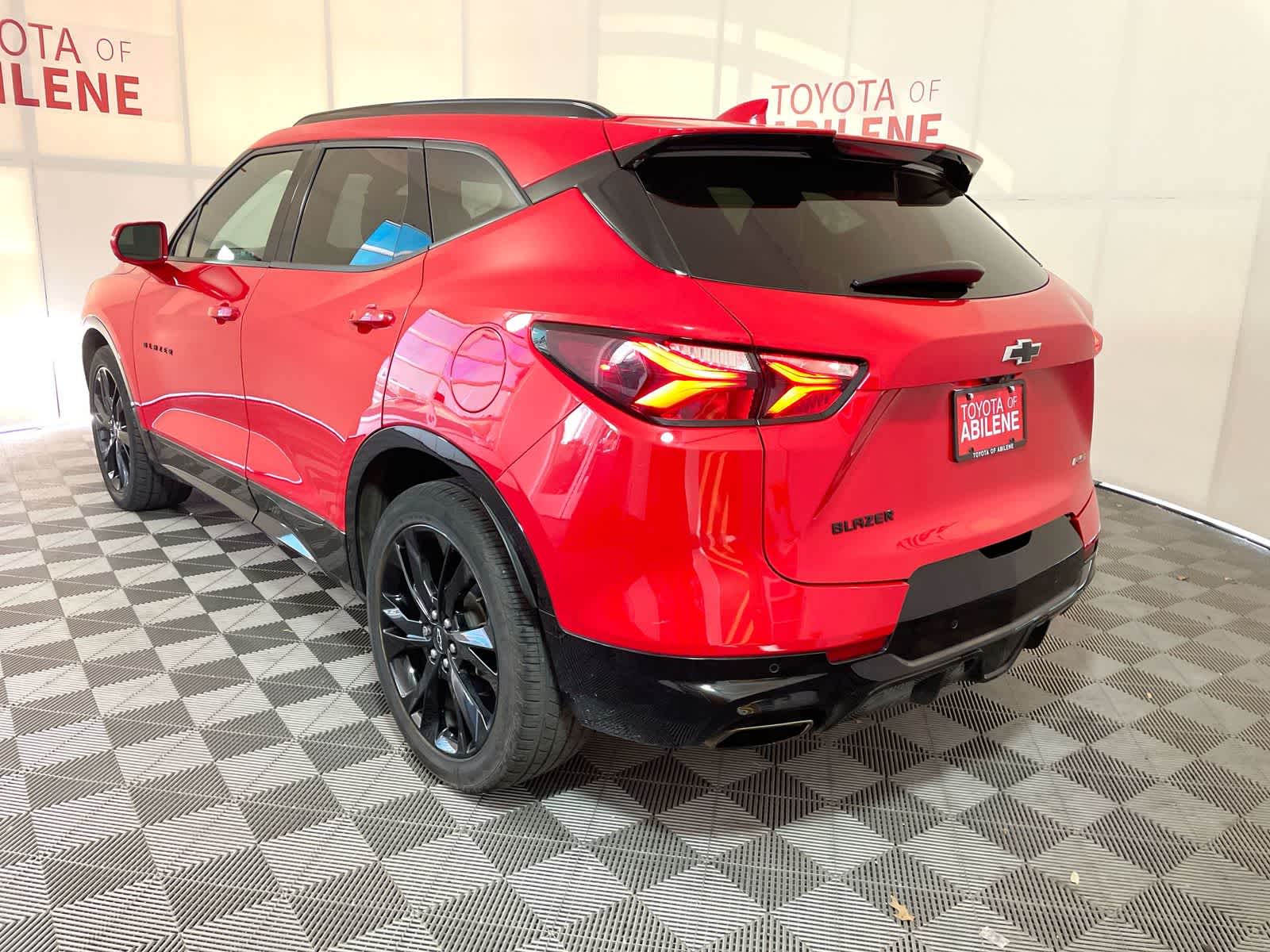 Thumbnail: 2019 Chevrolet Blazer - 3