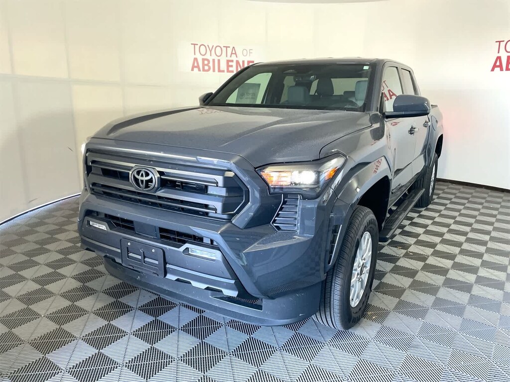 New 2025 Toyota Tacoma SR5 Truck