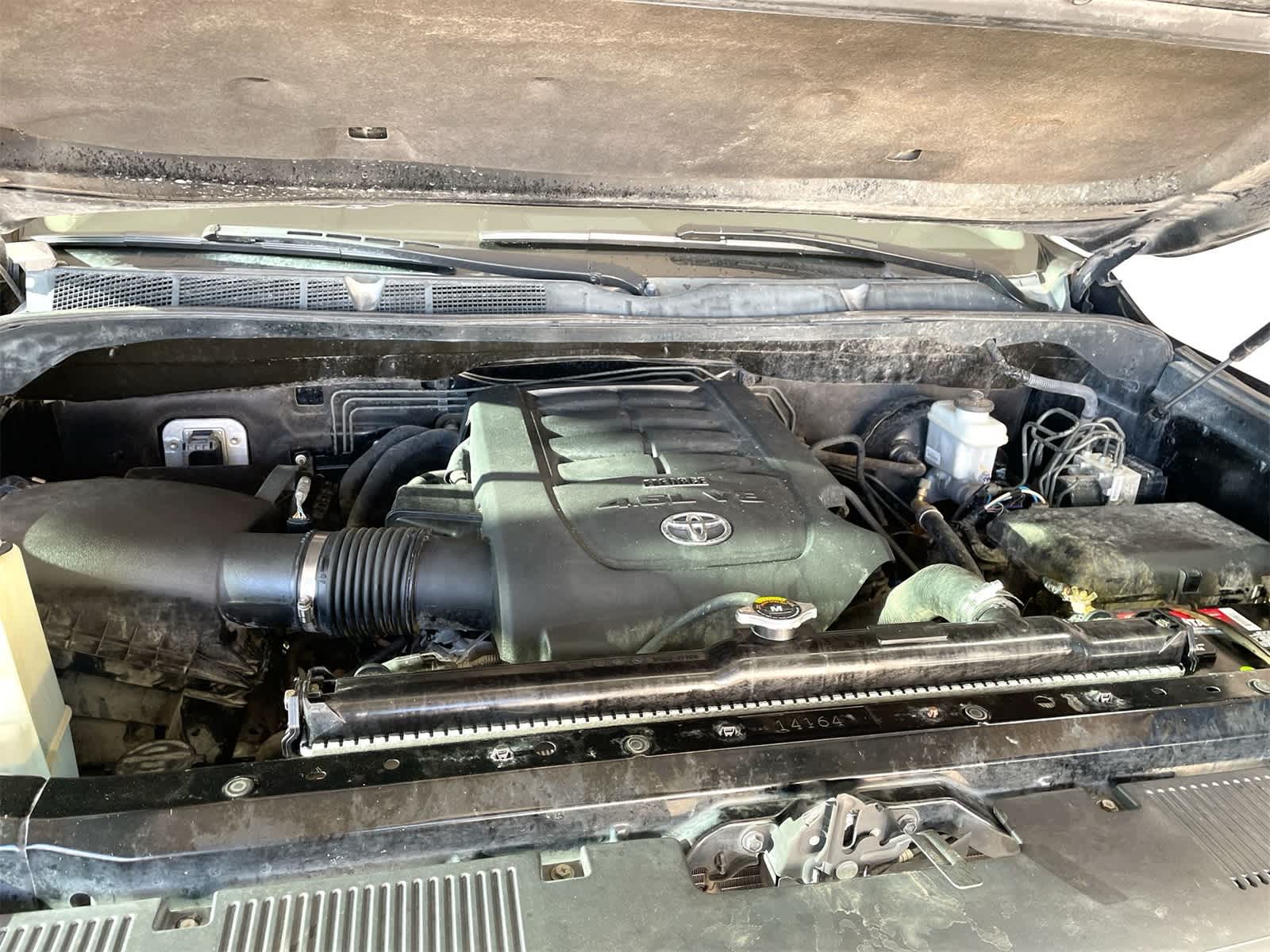 Thumbnail: 2015 Toyota Tundra - 25