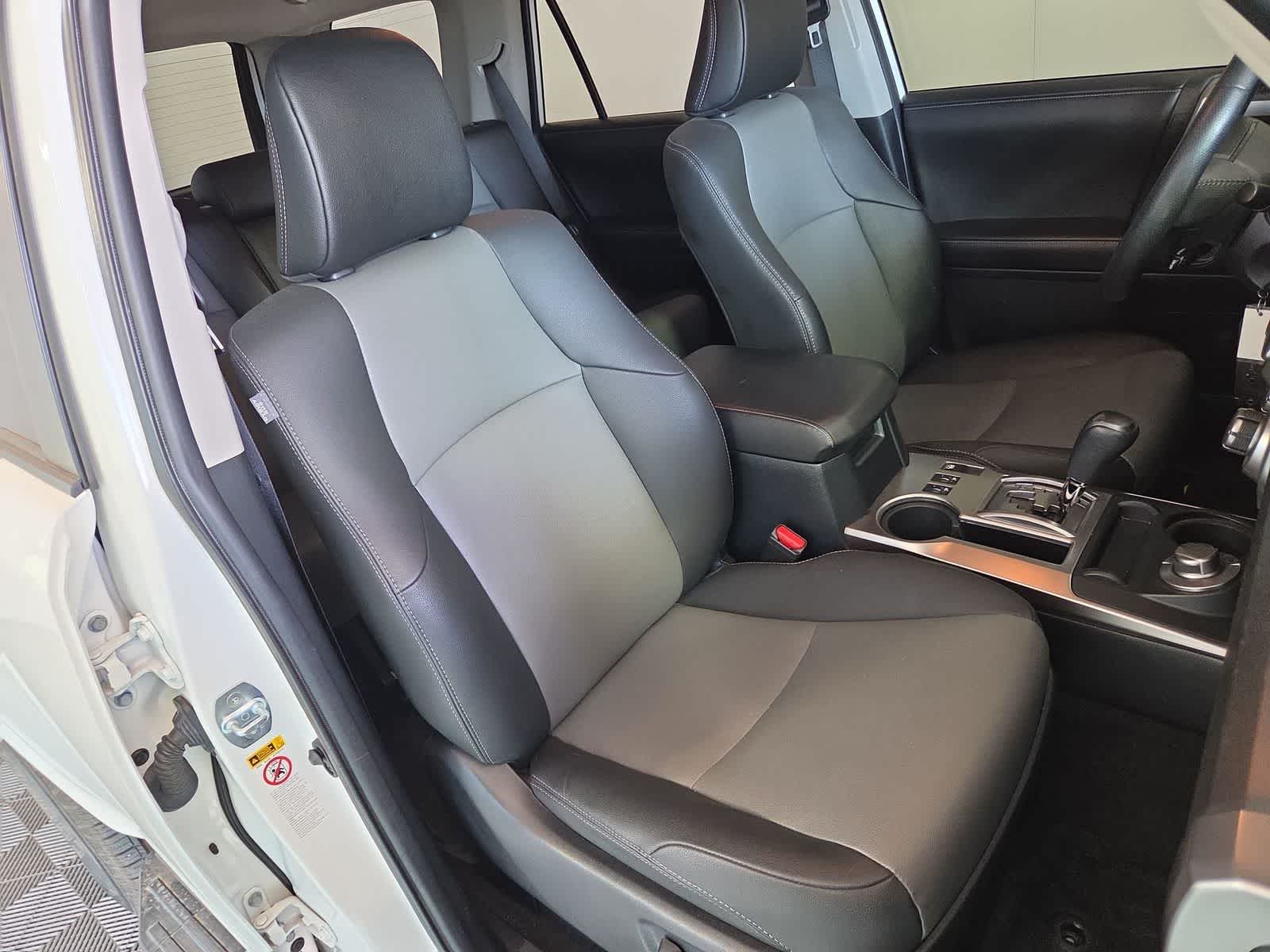 Thumbnail: 2019 Toyota 4Runner - 14