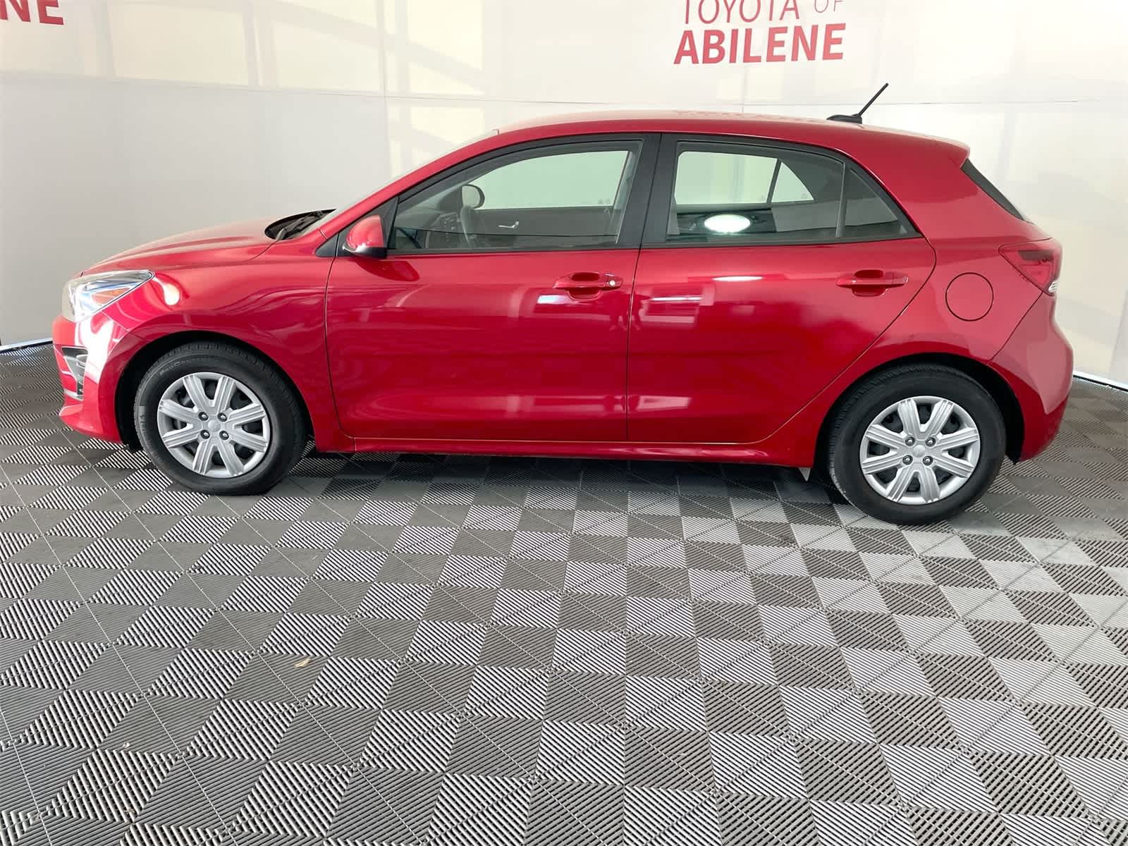 Thumbnail: 2023 Kia Rio - 2