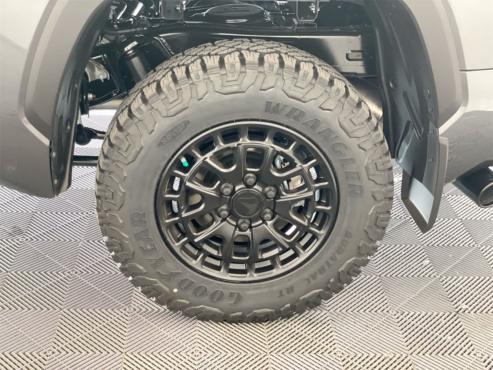 Thumbnail: 2025 Toyota Tundra - 25