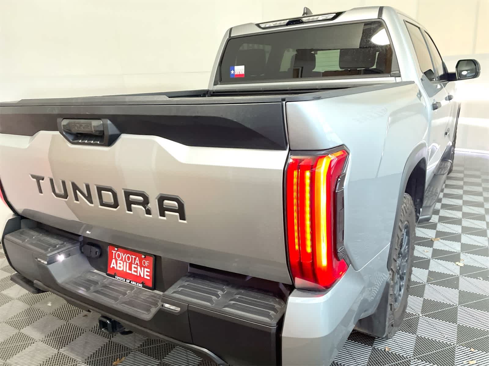 Thumbnail: 2025 Toyota Tundra - 7