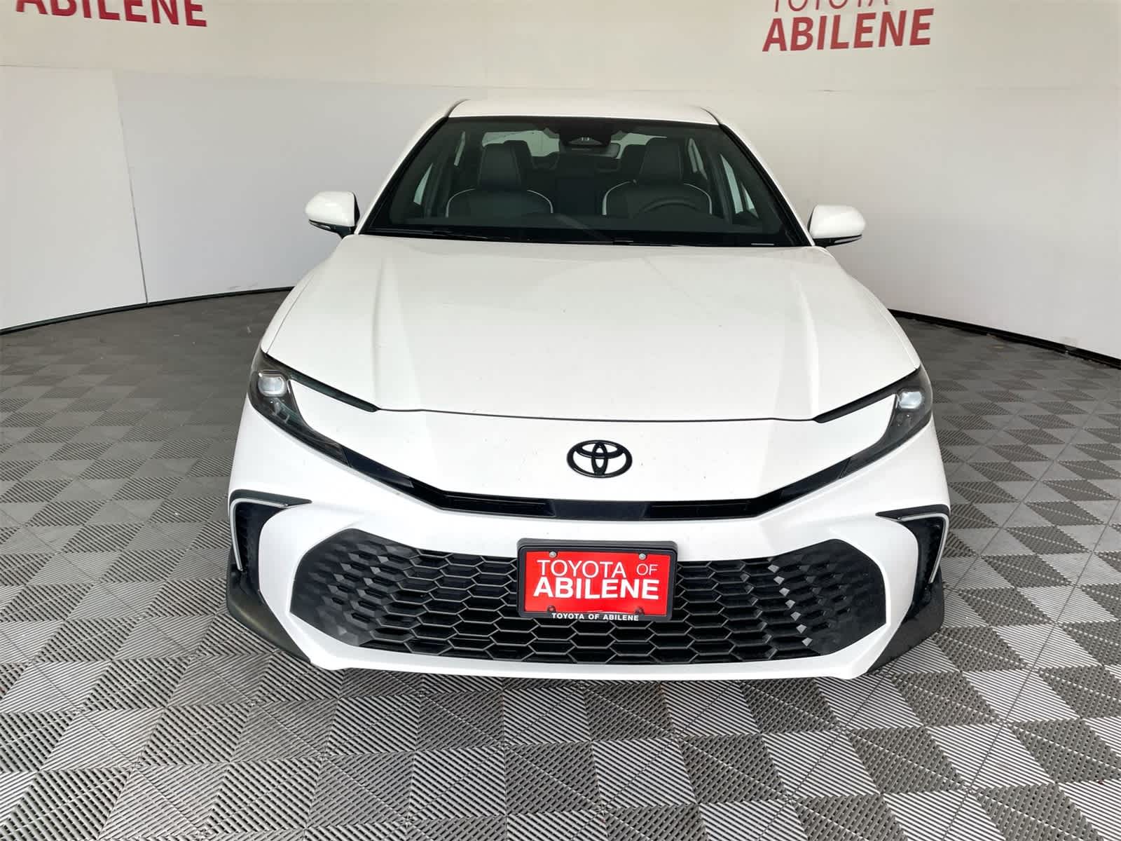 Thumbnail: 2025 Toyota Camry - 9