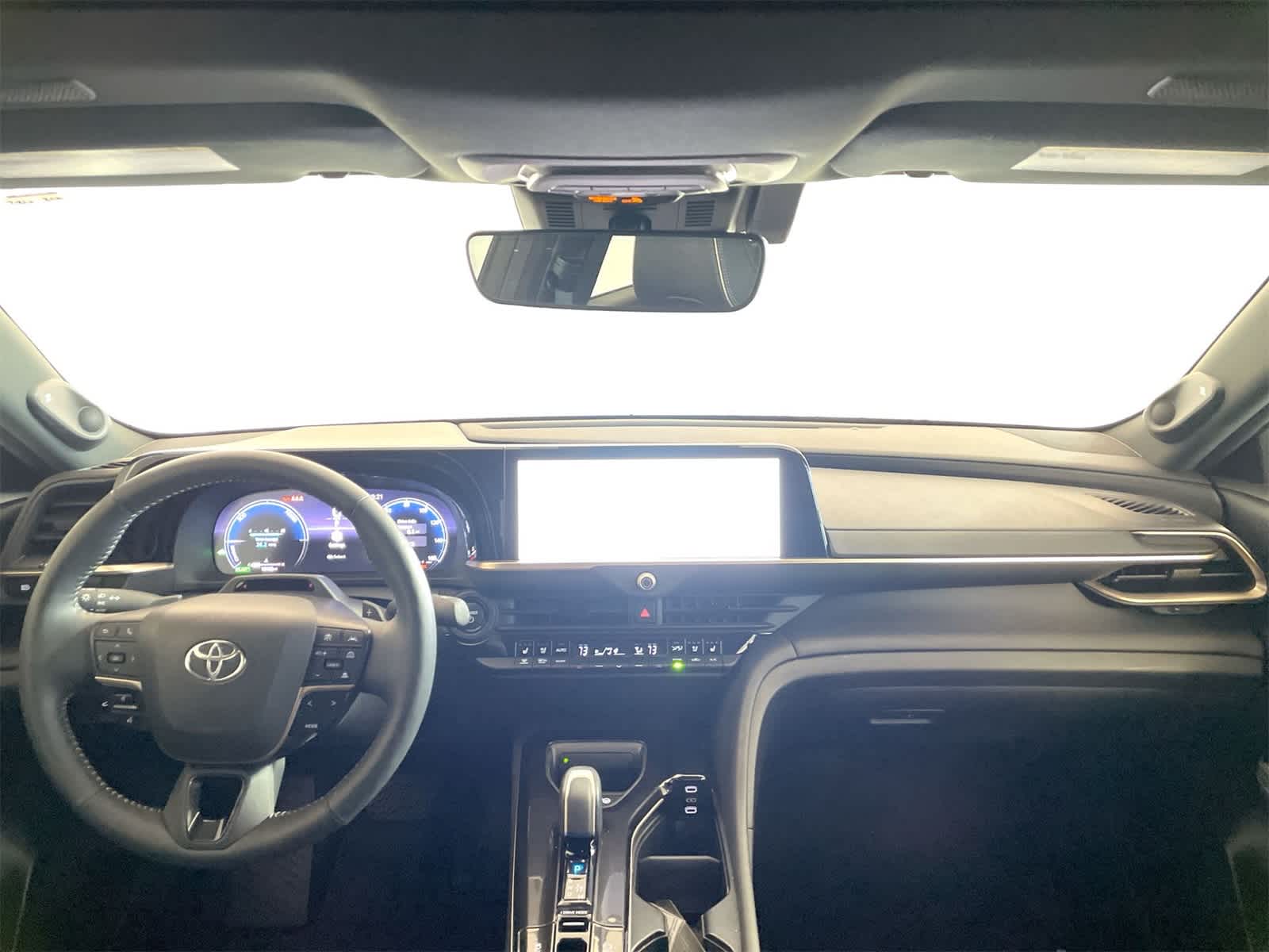 Thumbnail: 2024 Toyota Crown - 16