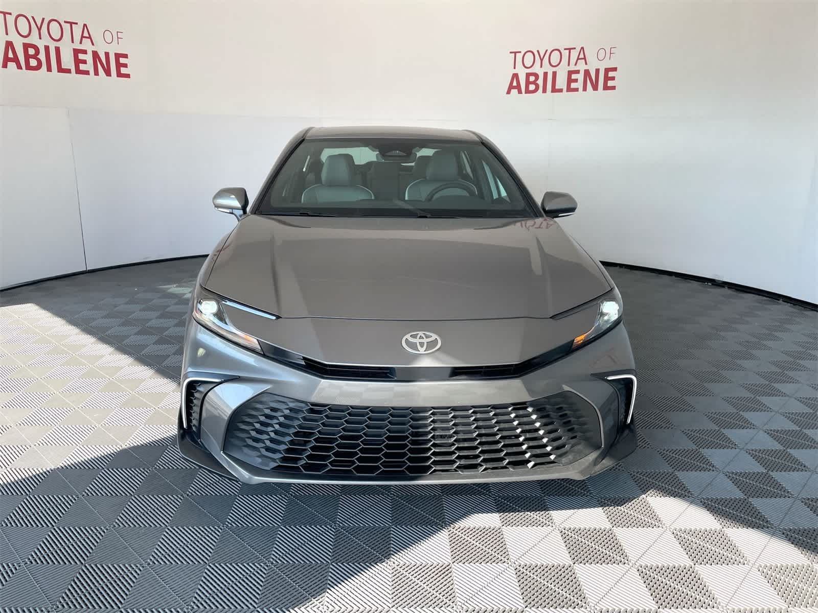 Thumbnail: 2025 Toyota Camry - 9