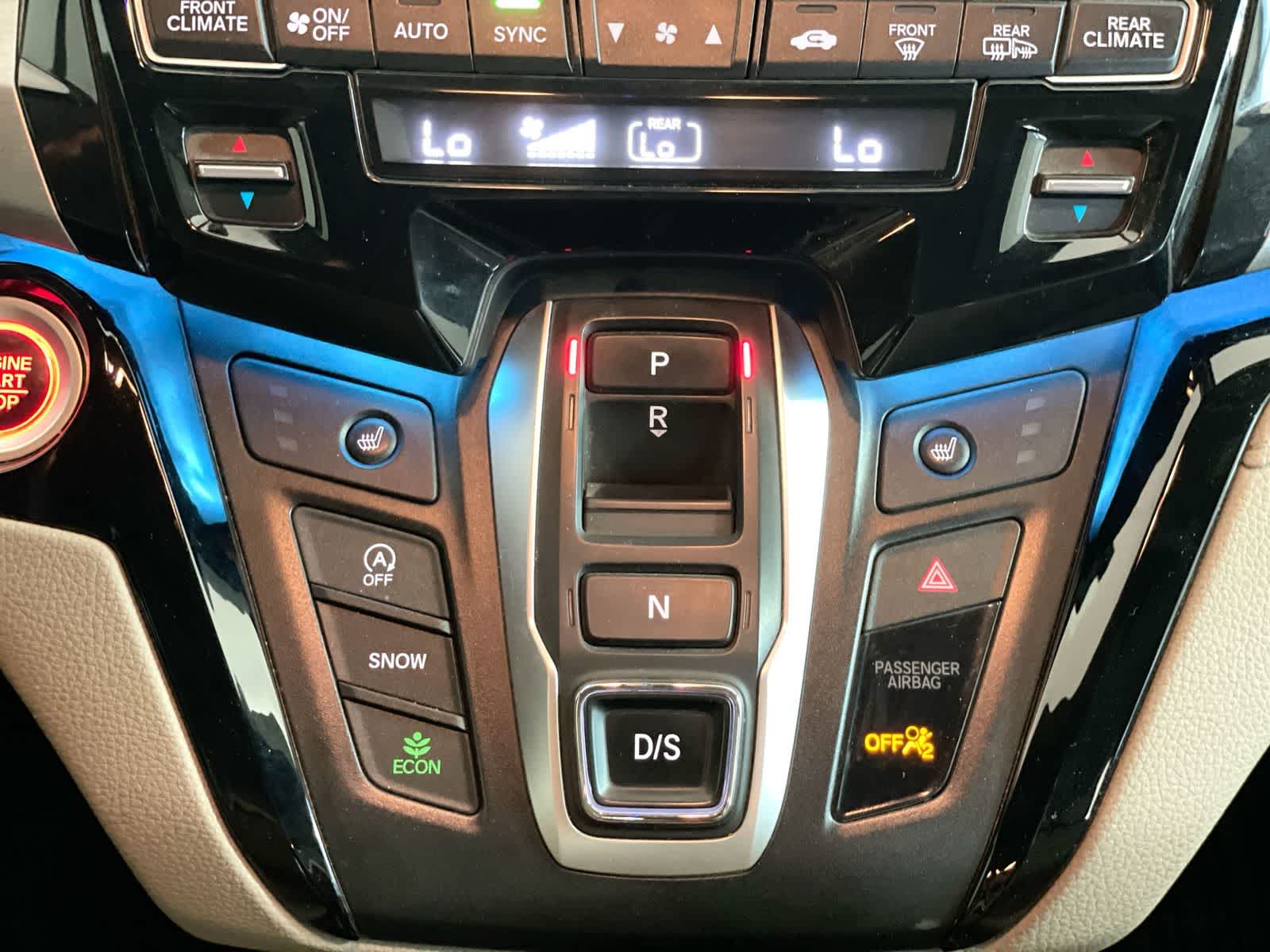 Thumbnail: 2022 Honda Odyssey - 24