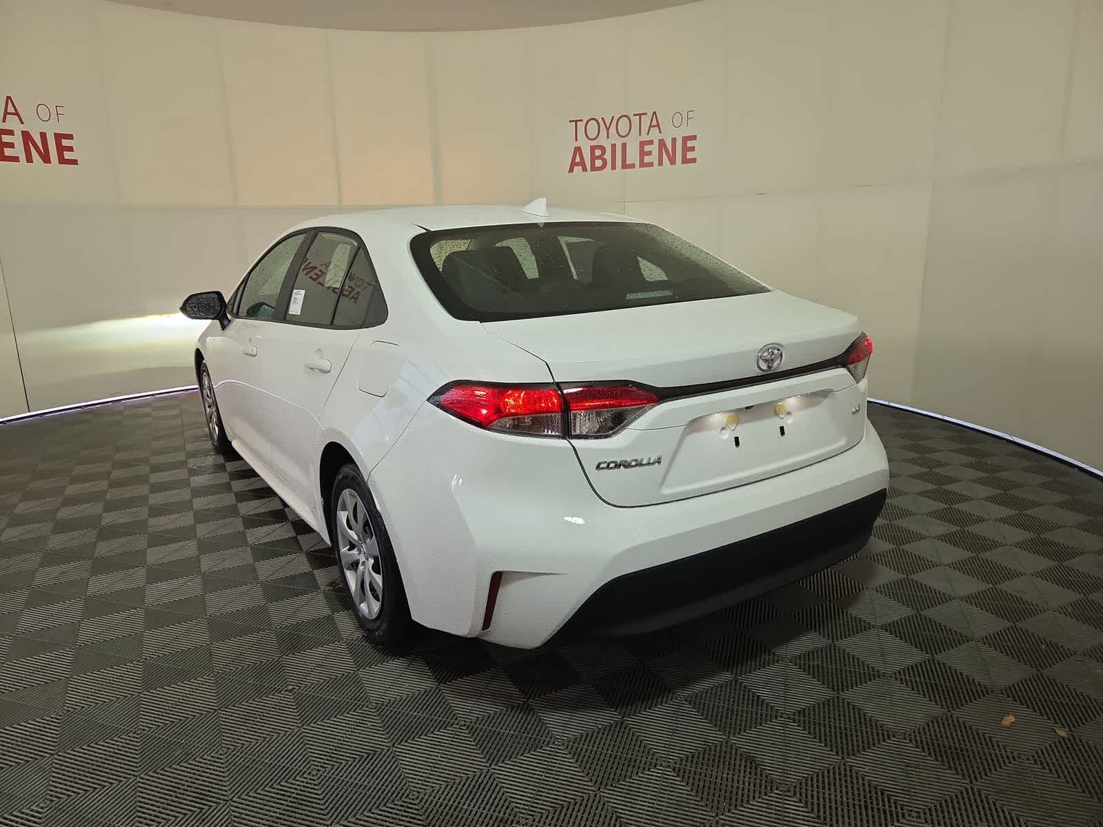 Thumbnail: 2026 Toyota Corolla - 3