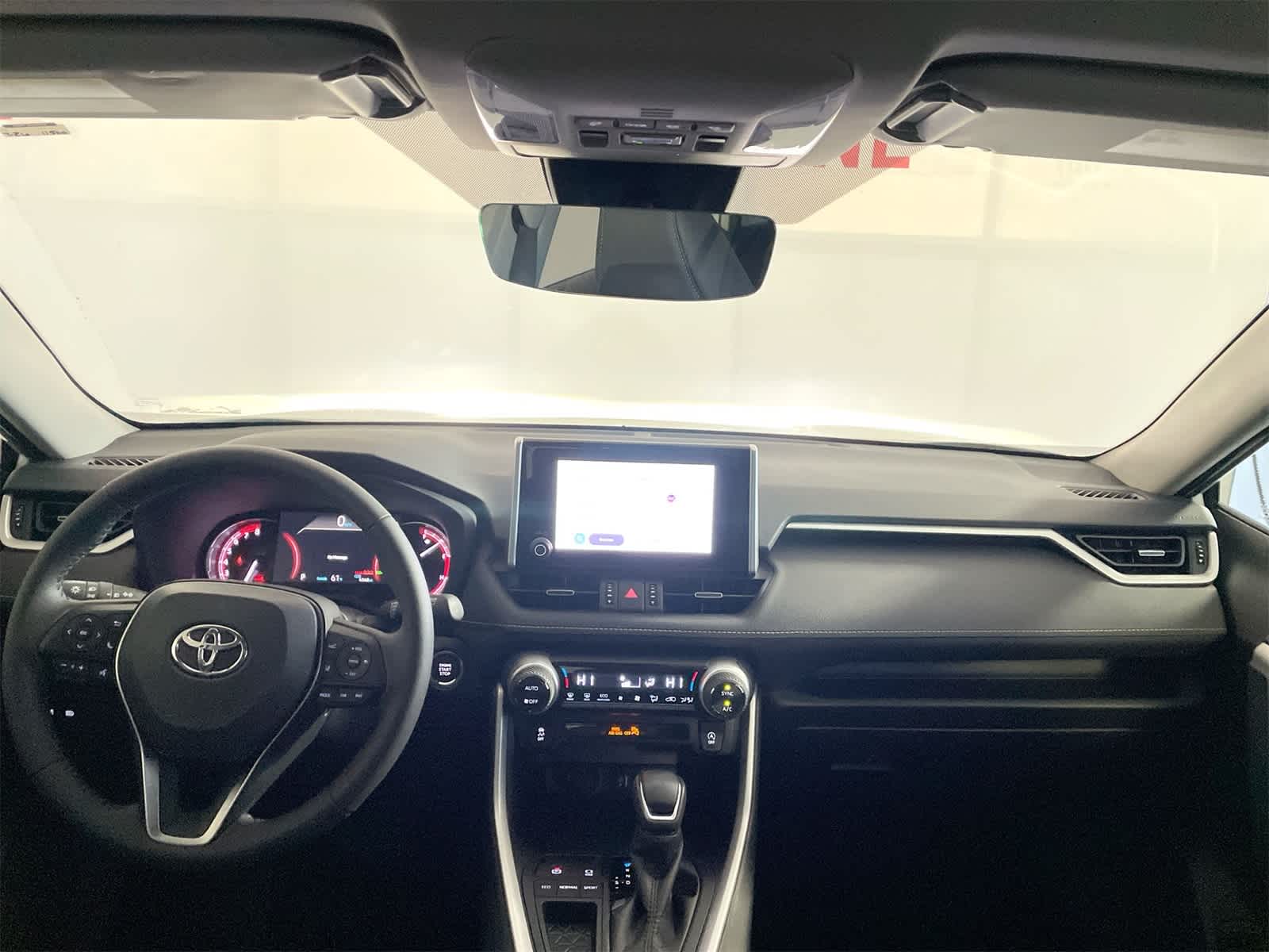 Thumbnail: 2025 Toyota RAV4 - 17