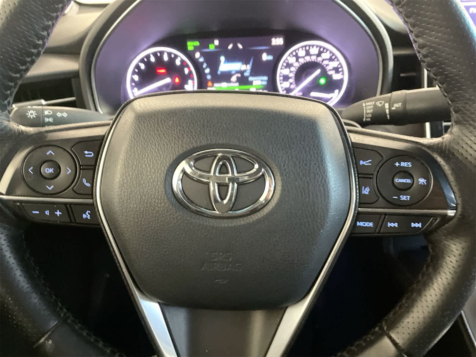 Thumbnail: 2020 Toyota Avalon - 18