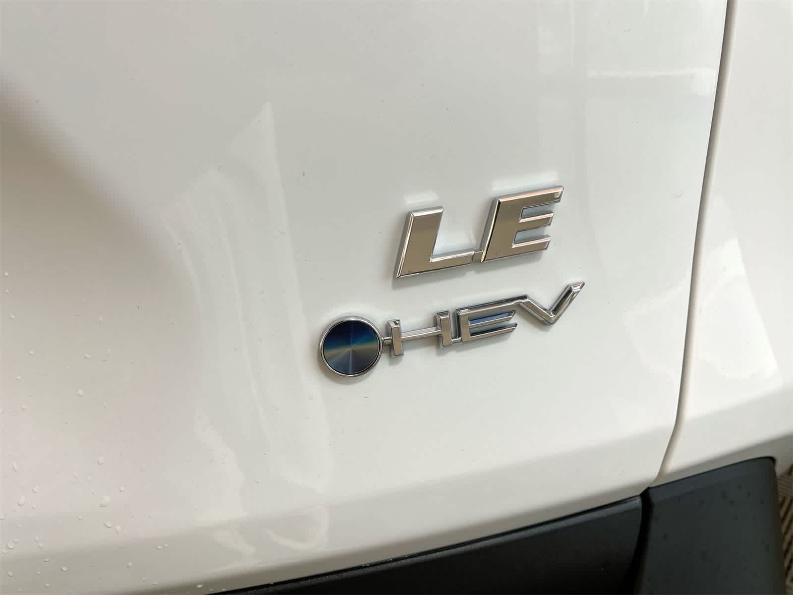 Thumbnail: 2025 Toyota RAV4 - 6