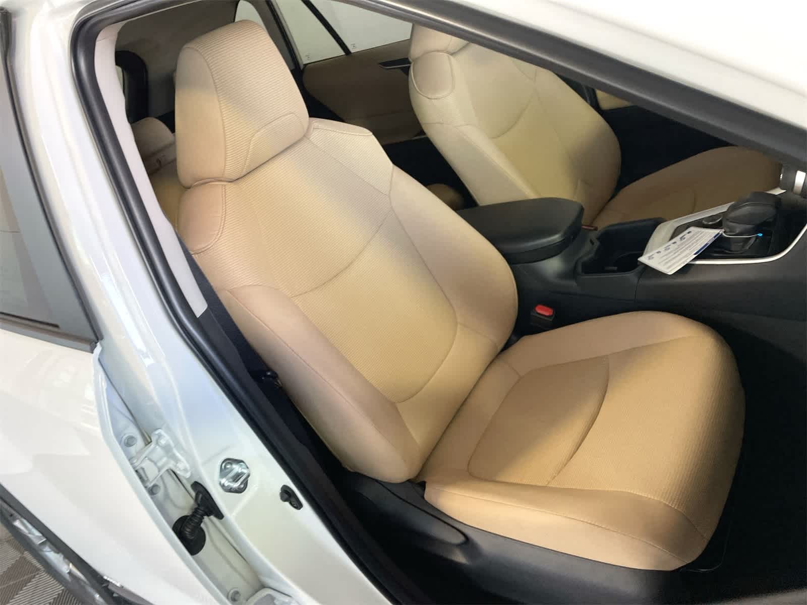 Thumbnail: 2025 Toyota RAV4 - 13