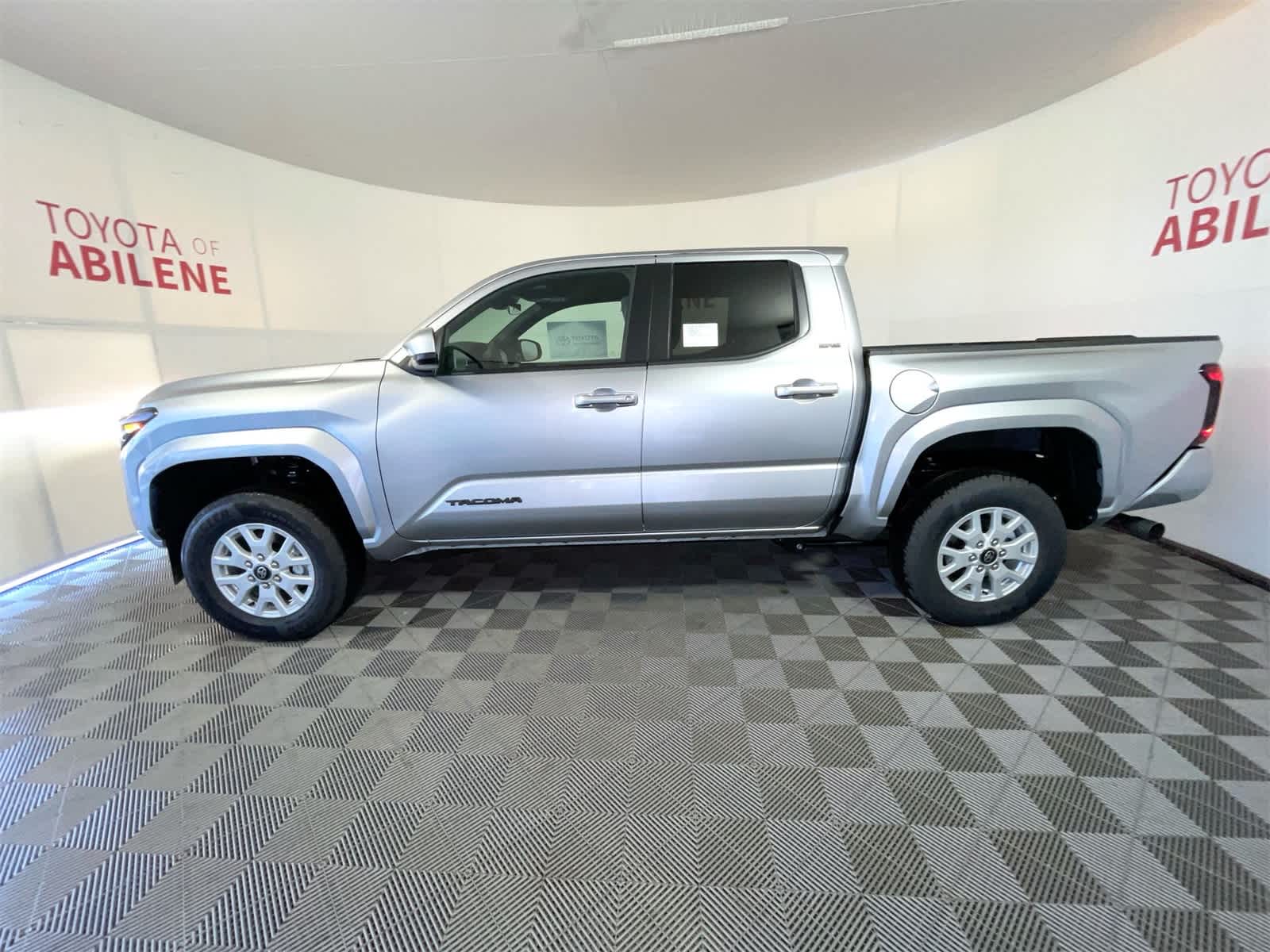 Thumbnail: 2026 Toyota Tacoma - 2