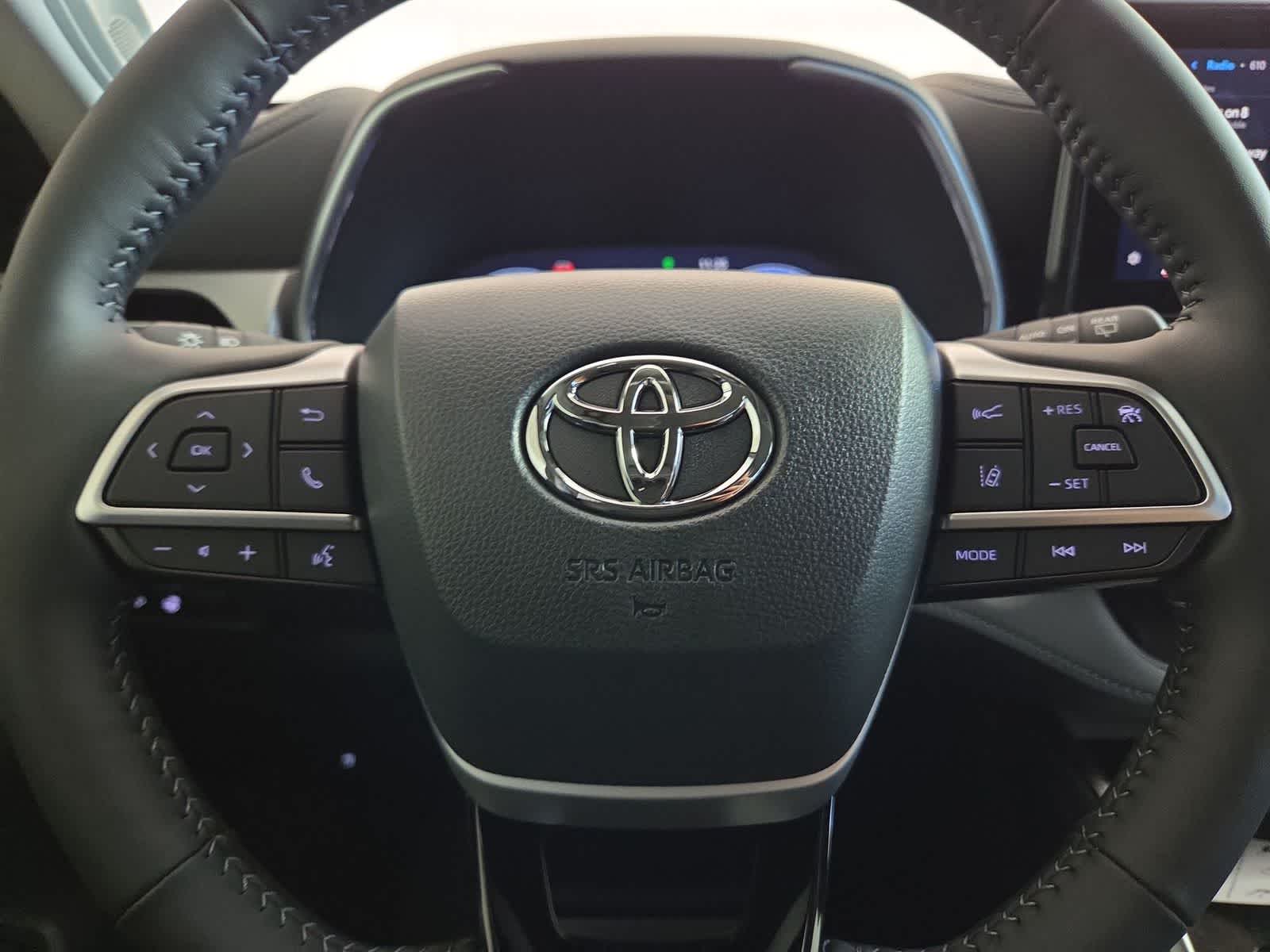Thumbnail: 2026 Toyota Highlander - 19
