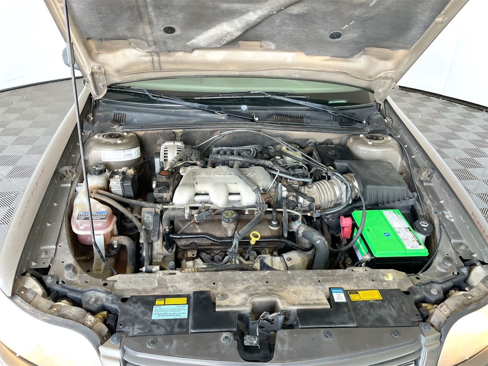 Thumbnail: 2001 Chevrolet Malibu - 21