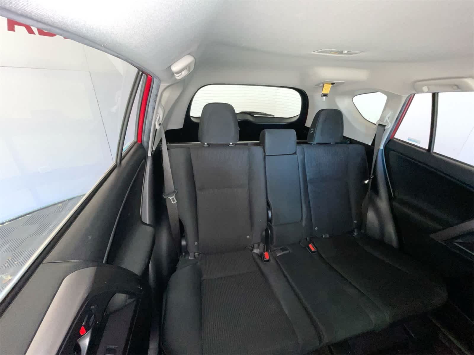 Thumbnail: 2017 Toyota RAV4 - 14