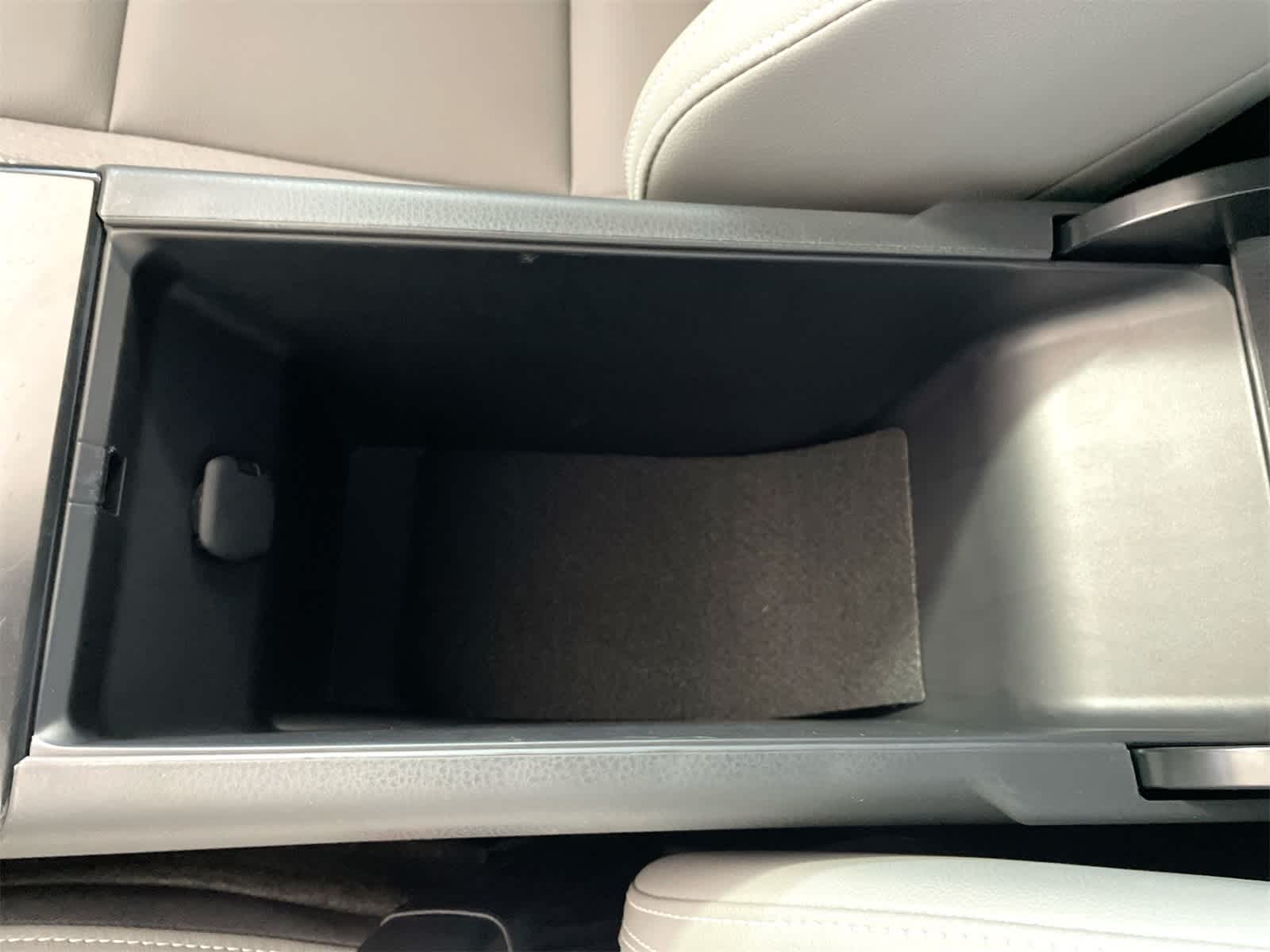 Thumbnail: 2025 Toyota Camry - 23