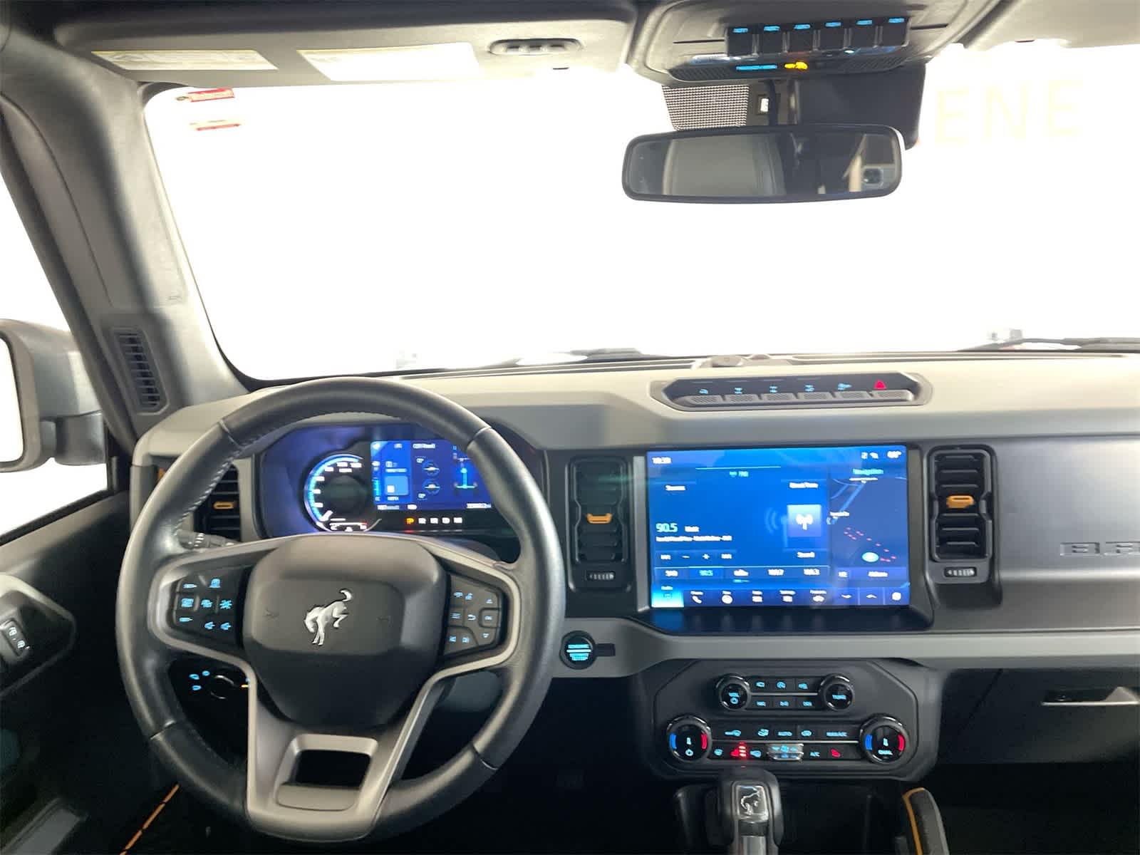 Thumbnail: 2022 Ford Bronco - 14