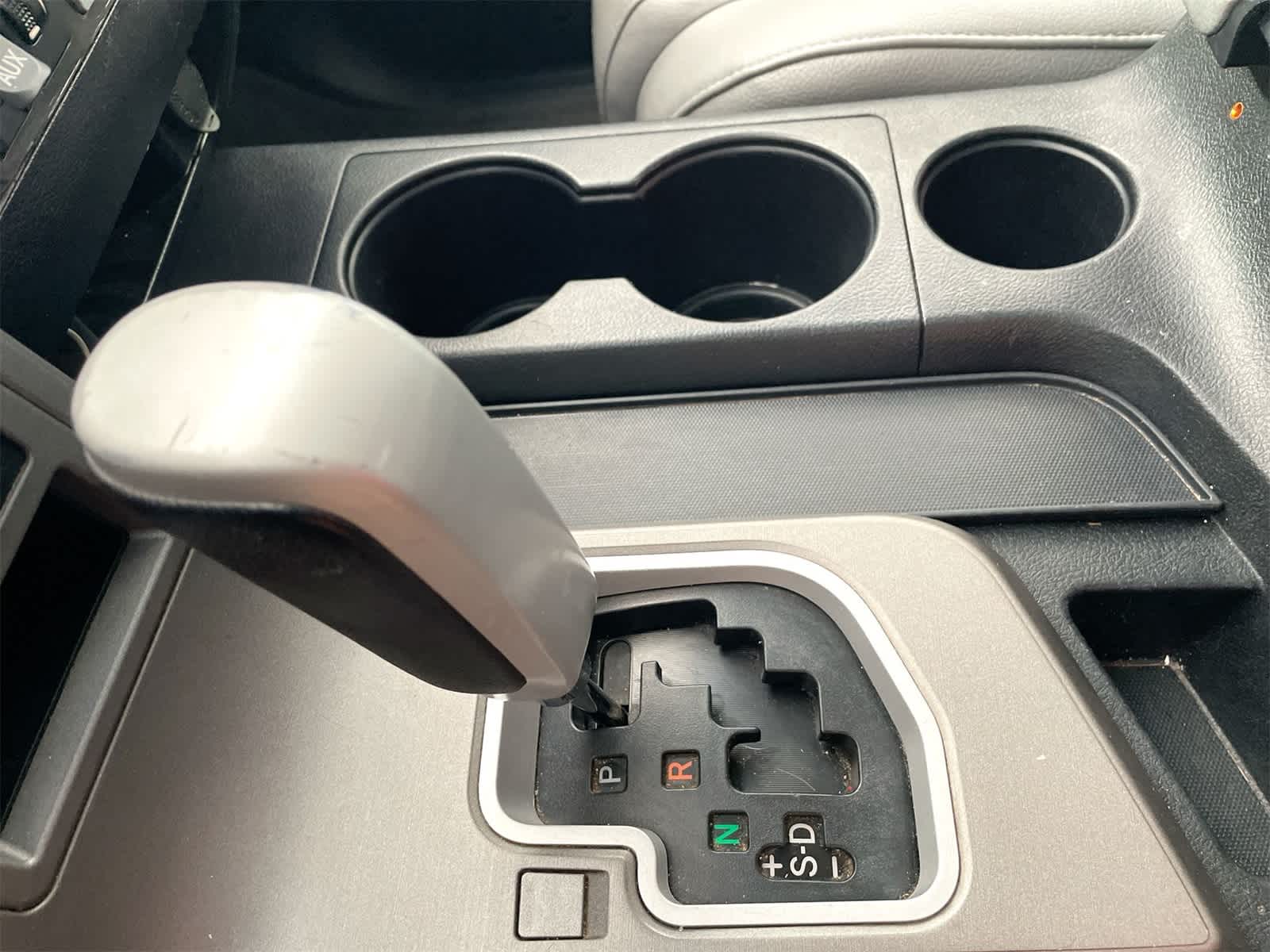 Thumbnail: 2014 Toyota Sequoia - 25